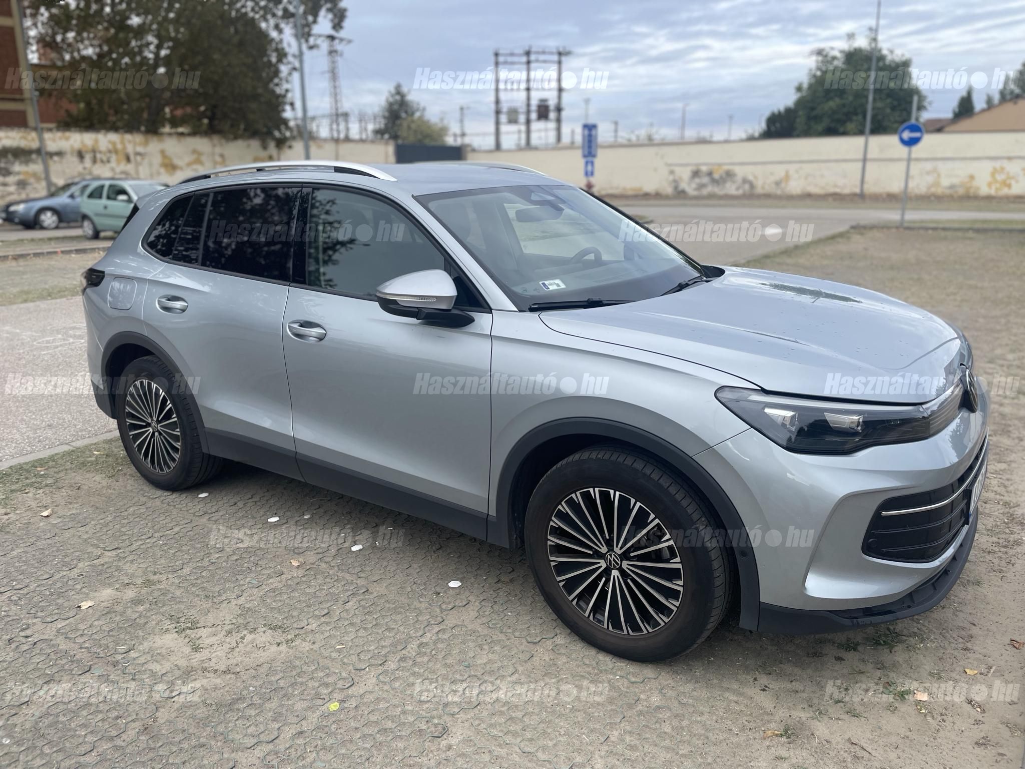 VOLKSWAGEN TIGUAN 2024/6 - 1