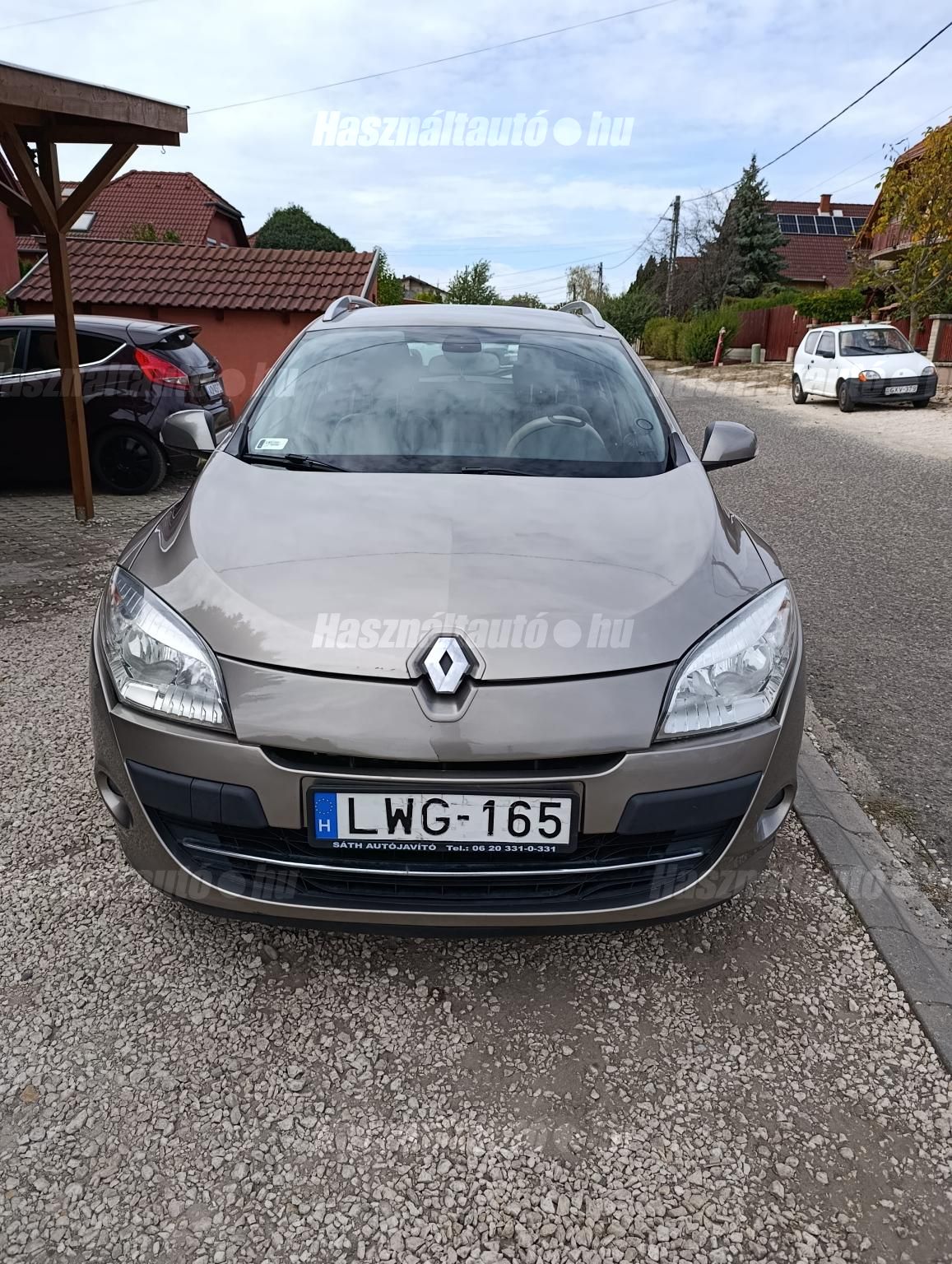 RENAULT MEGANE 2011/4 - 1
