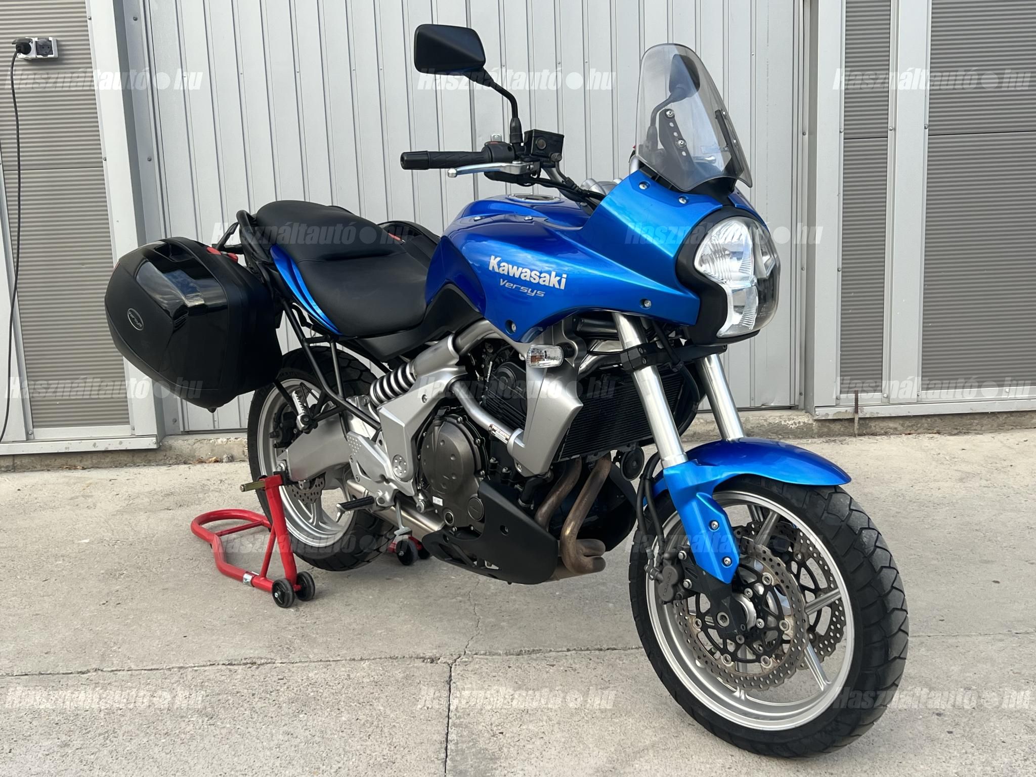 KAWASAKI VERSYS 650 2010/3 - 1