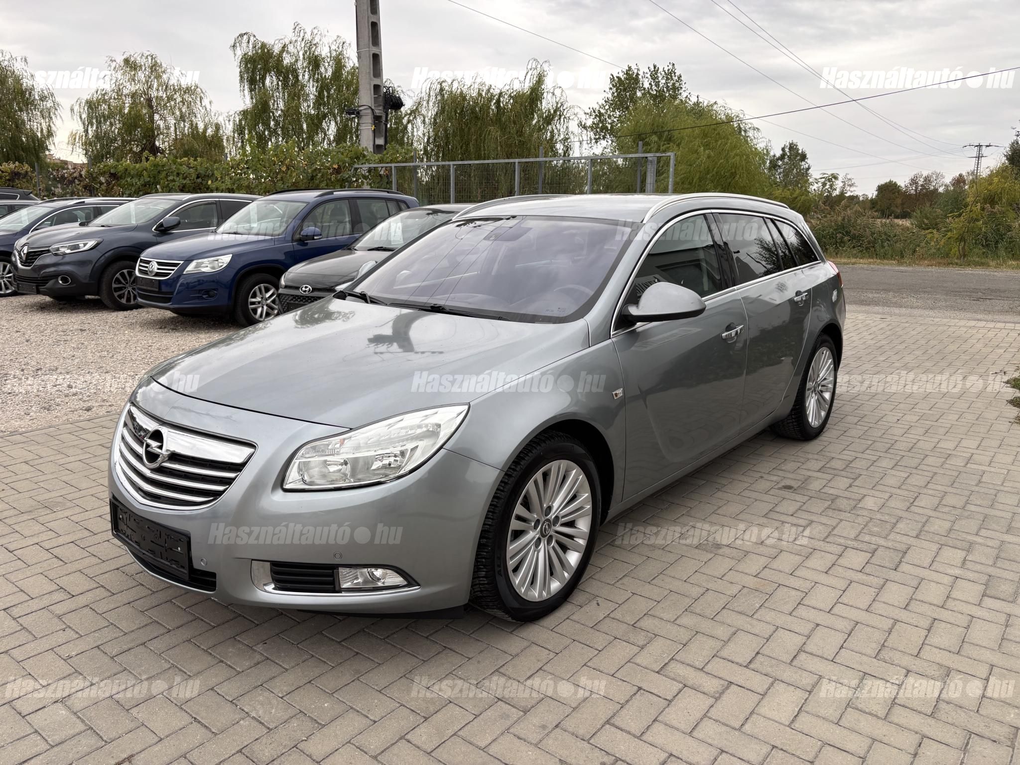 OPEL INSIGNIA 2013/6 - 1