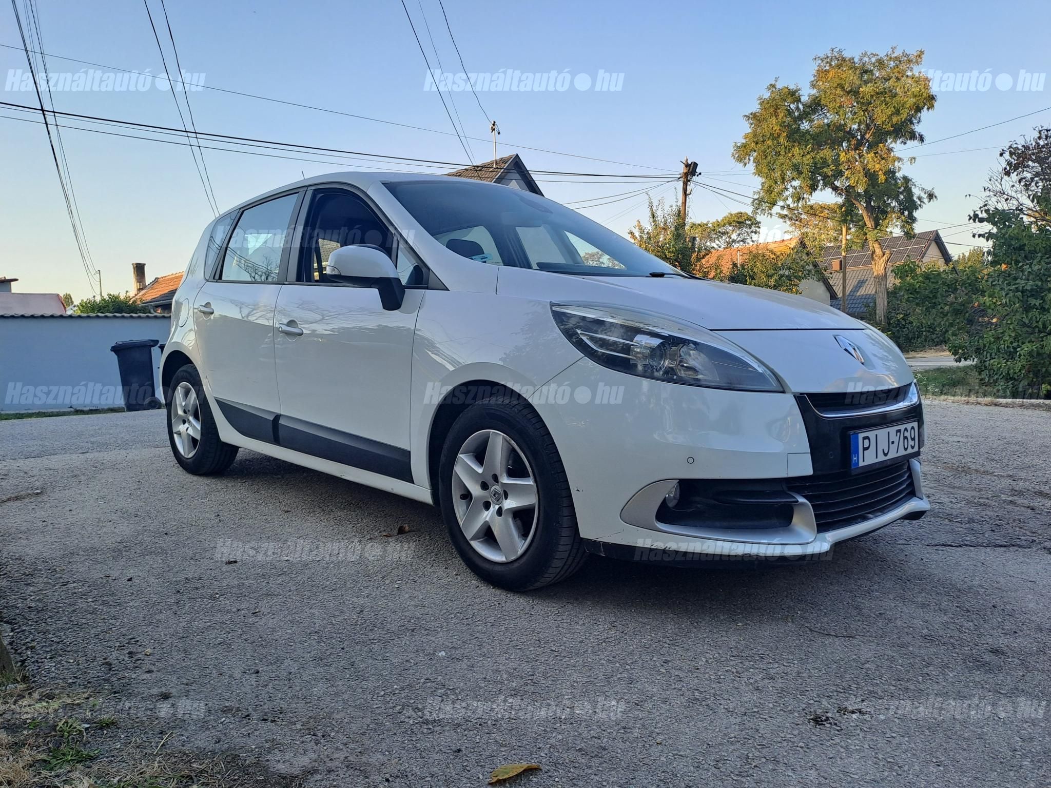 RENAULT SCENIC 2012/7 - 1