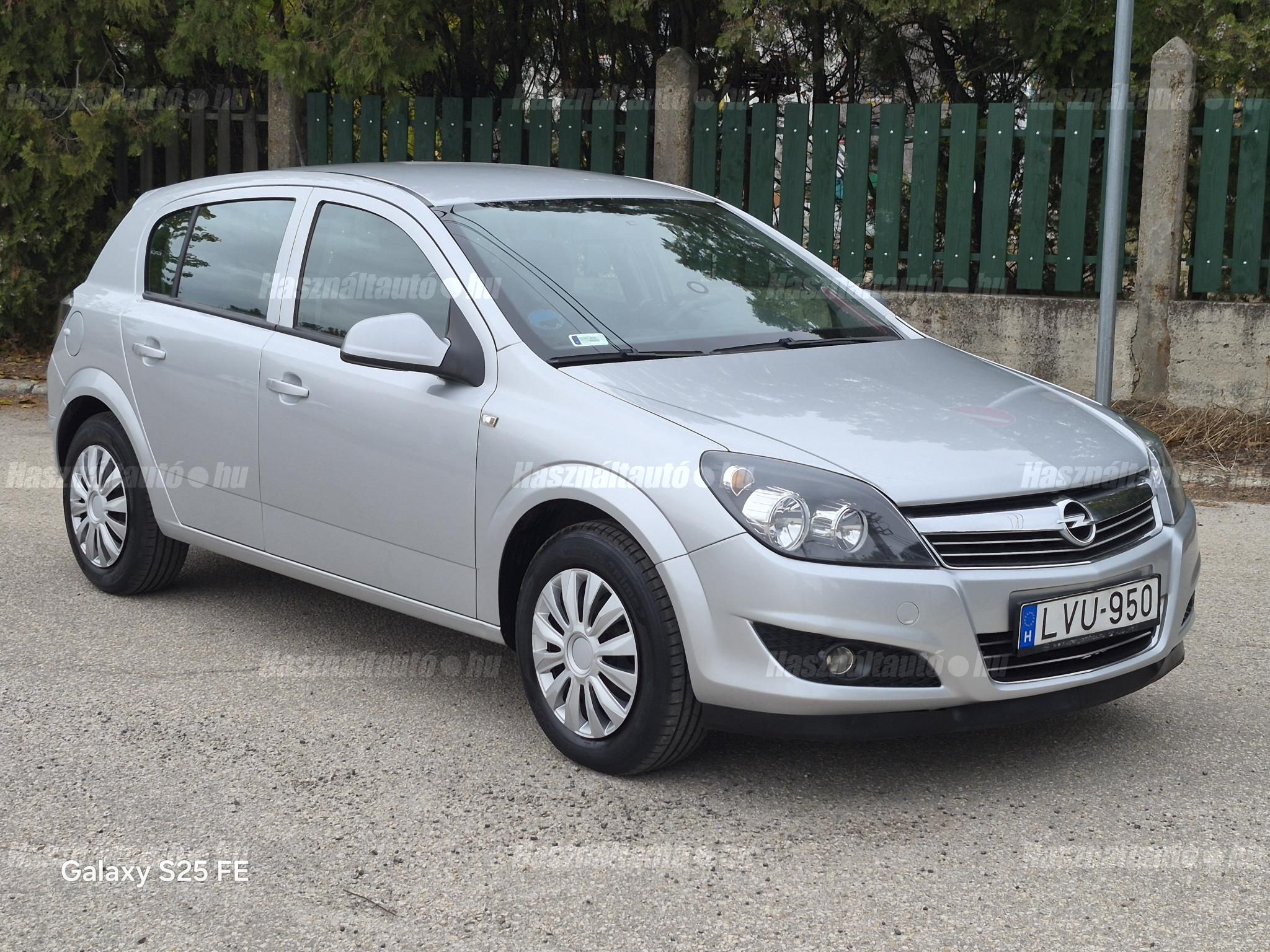 OPEL ASTRA H 2011/3 - 1