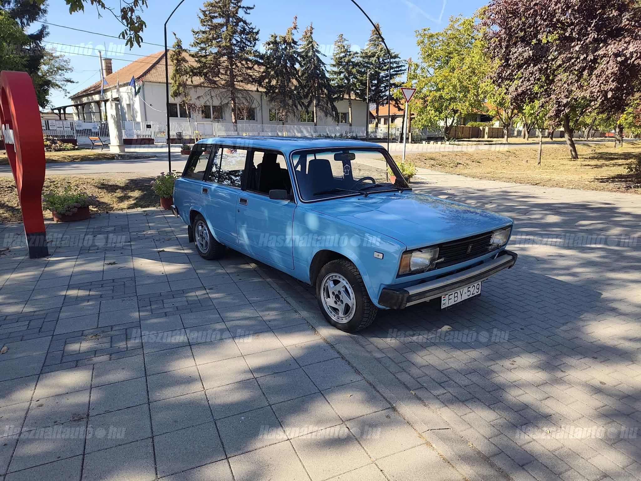LADA 2104 1995 - 1