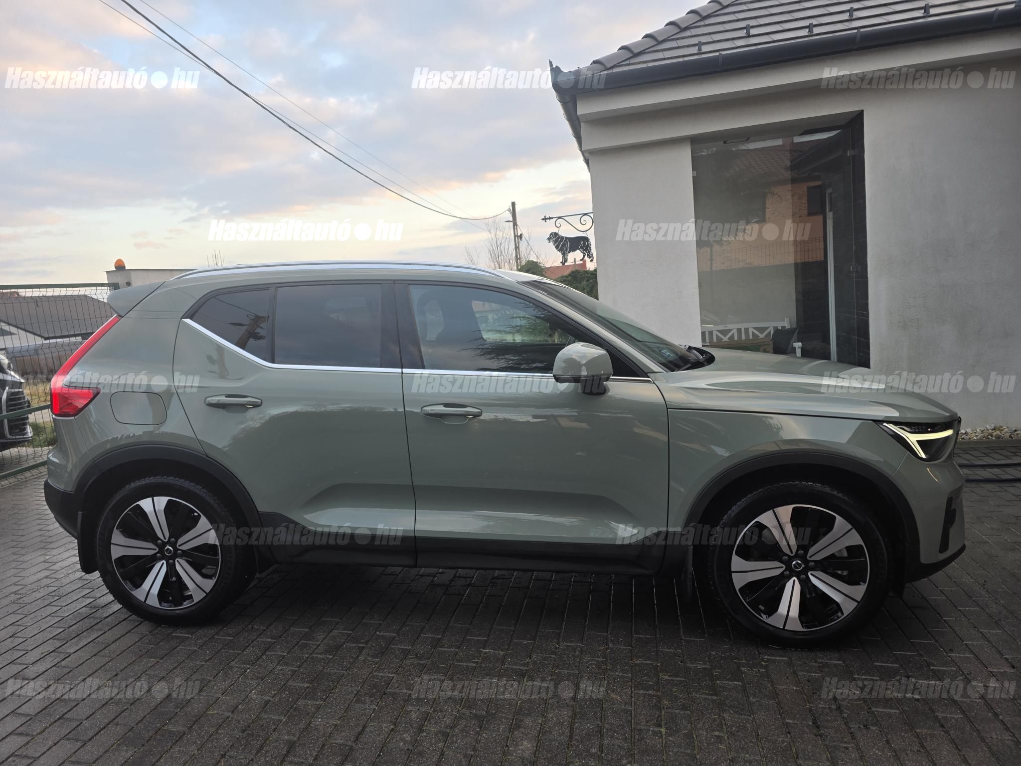 VOLVO XC40 1.5 [T4] Recharge Plus Bright DCT