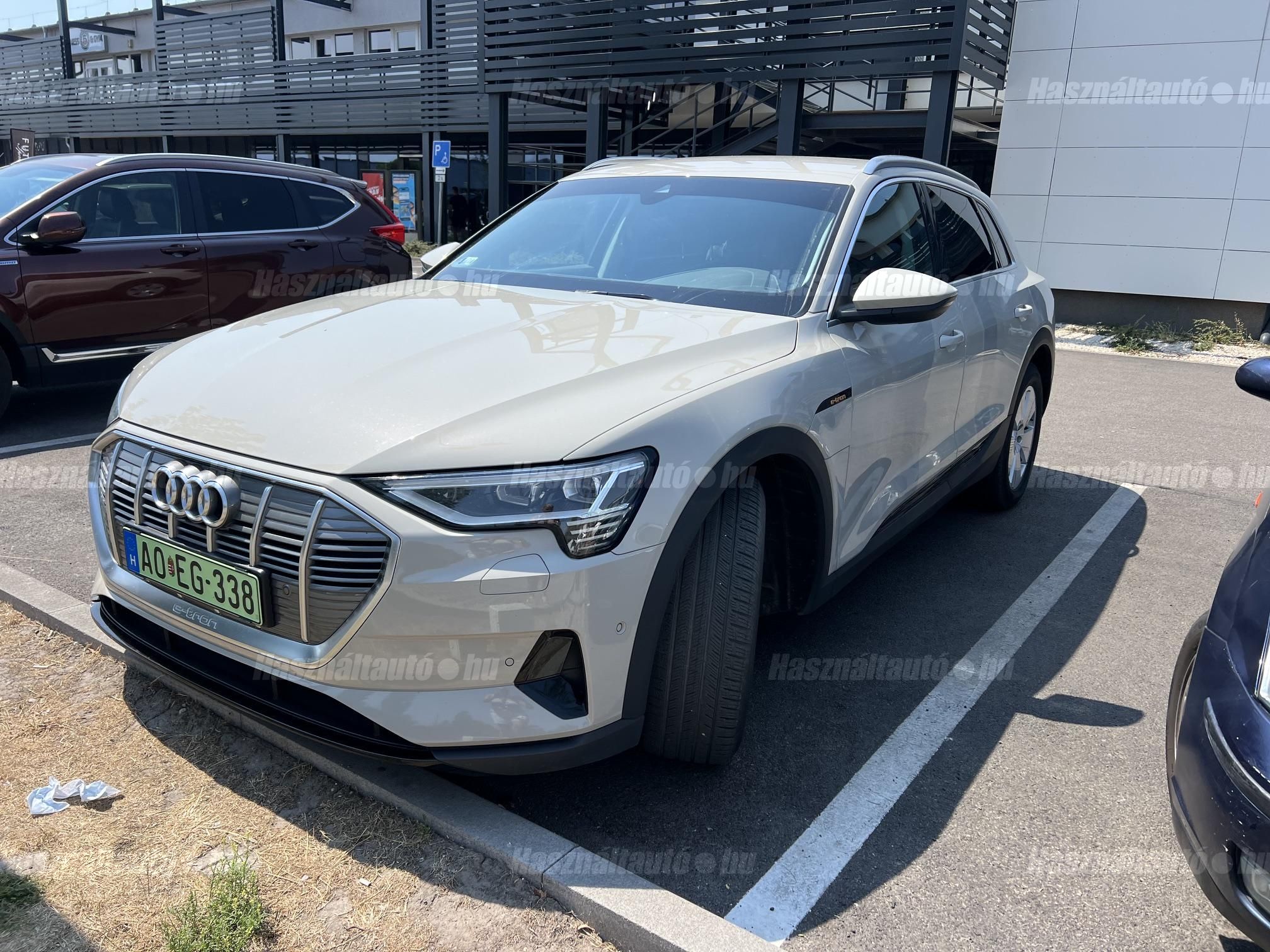 AUDI E-TRON 2020/10 - 1