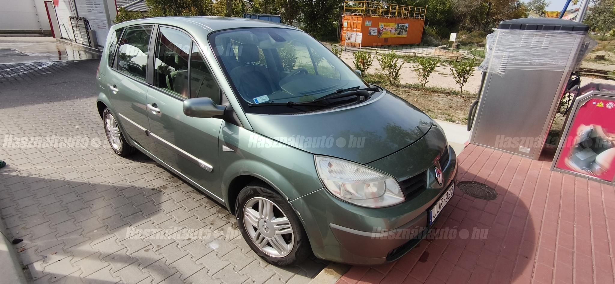 RENAULT SCENIC 2004/7 - 1