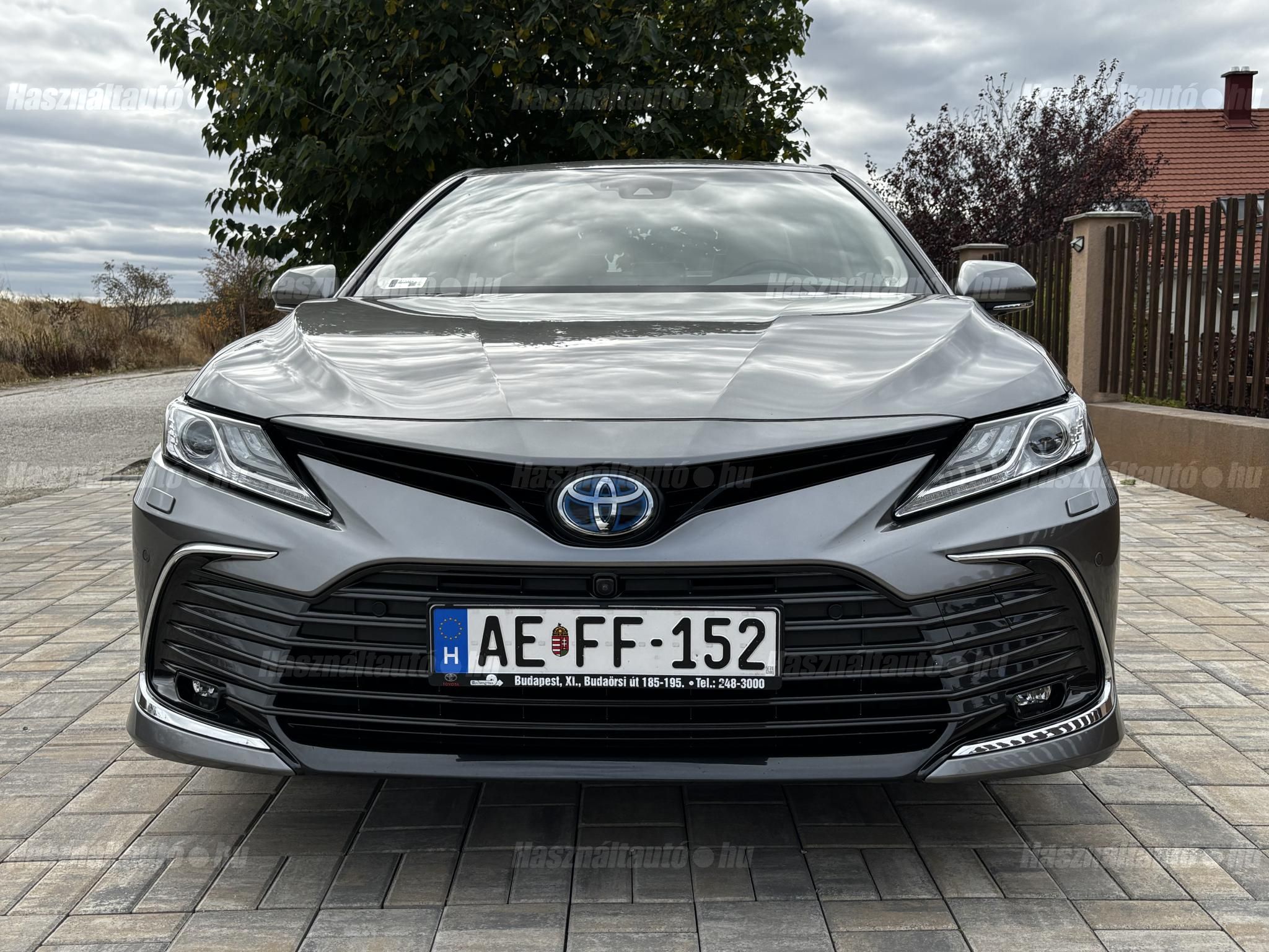 TOYOTA CAMRY 2023/11 - 1