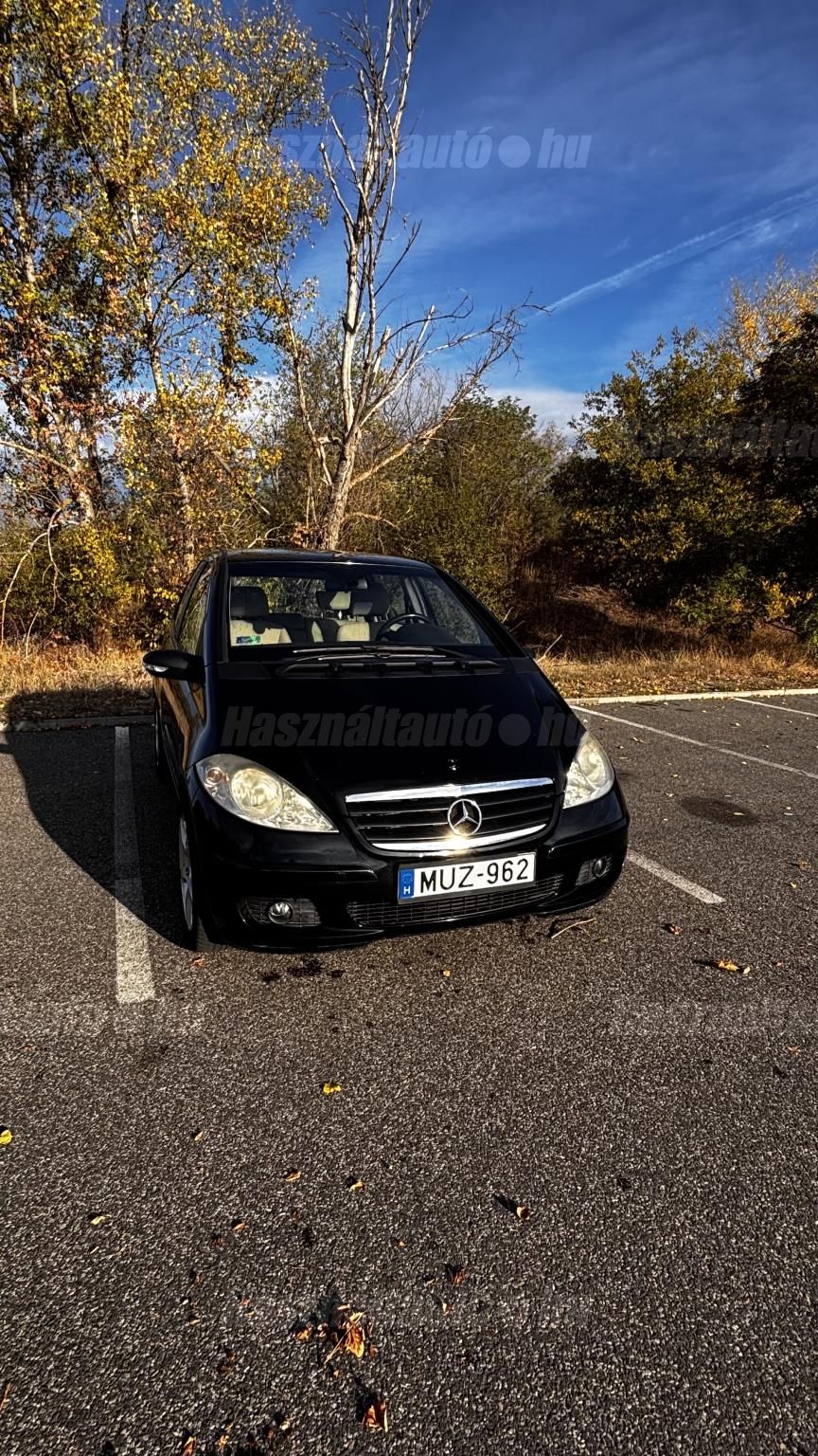 MERCEDES-BENZ A 160 2005/12 - 1