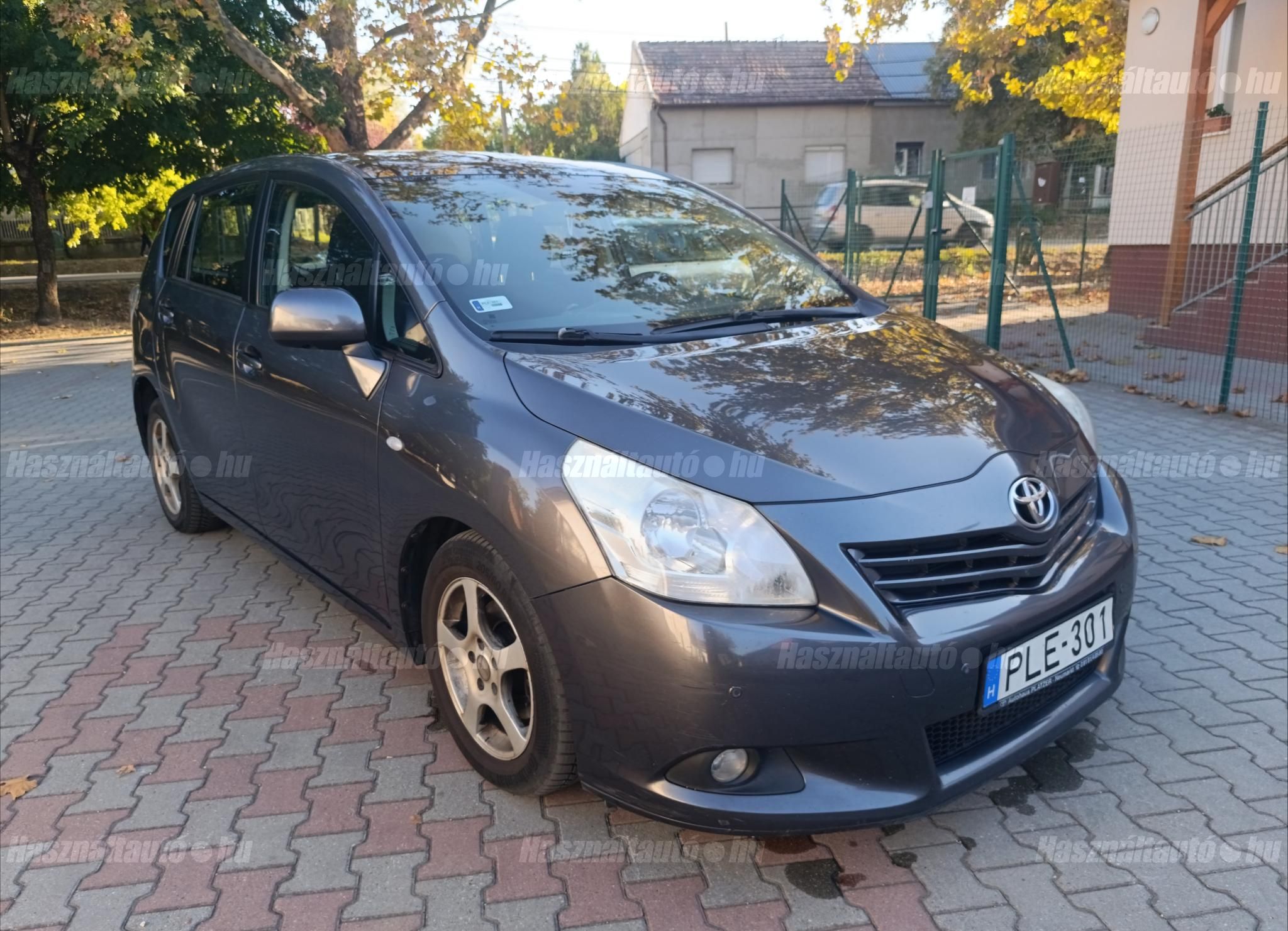 TOYOTA VERSO 2010/9 - 1