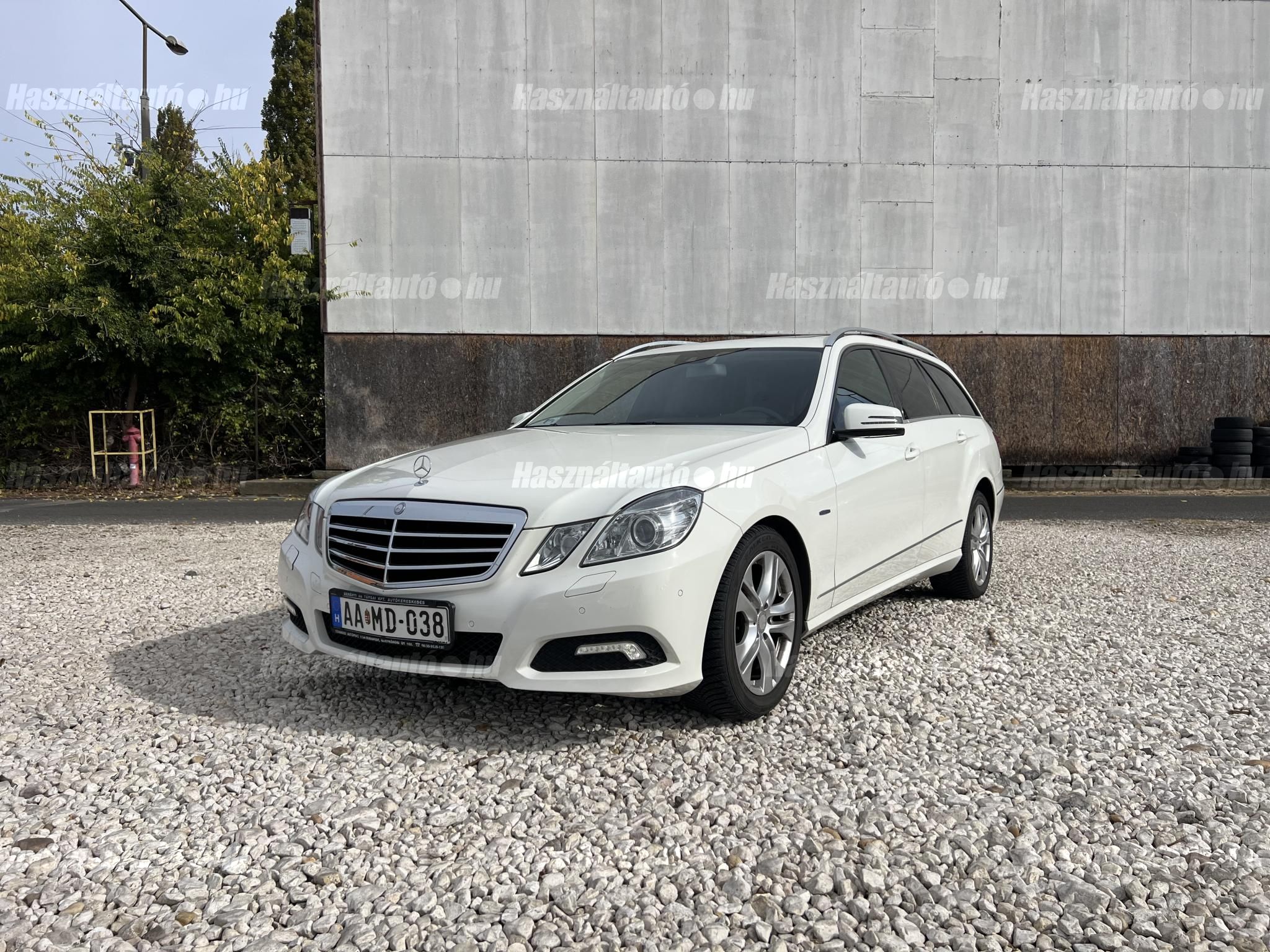 MERCEDES-BENZ E 250 2010/3 - 1