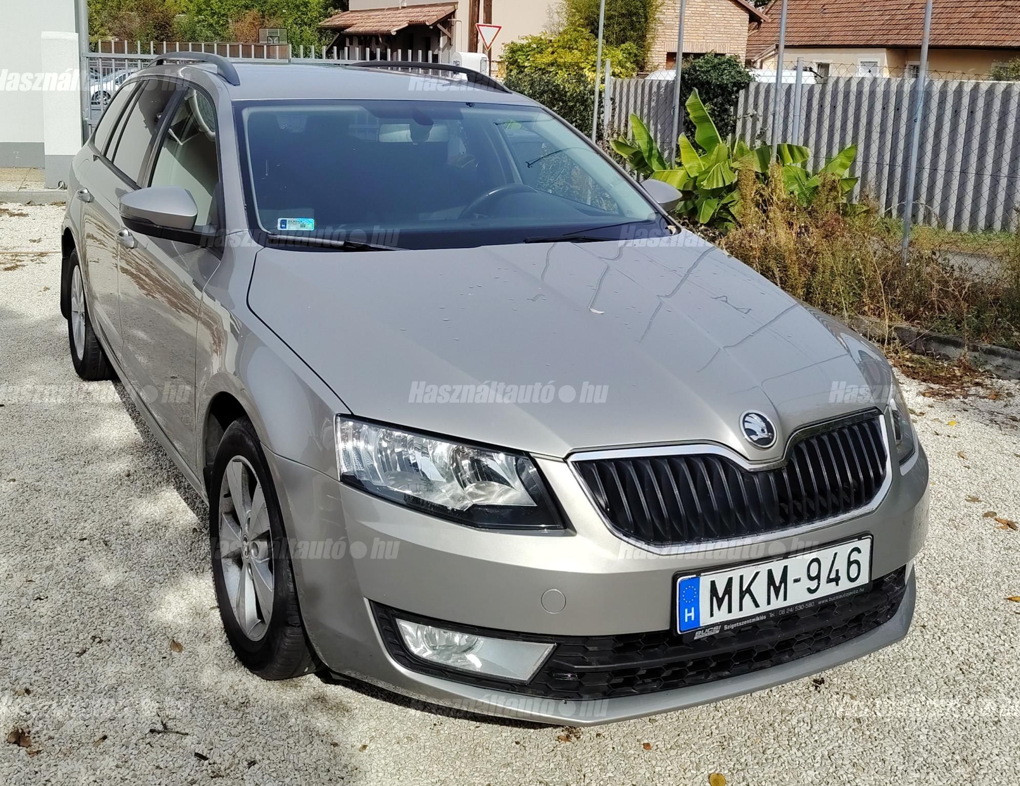 SKODA OCTAVIA 2013/10 - 1