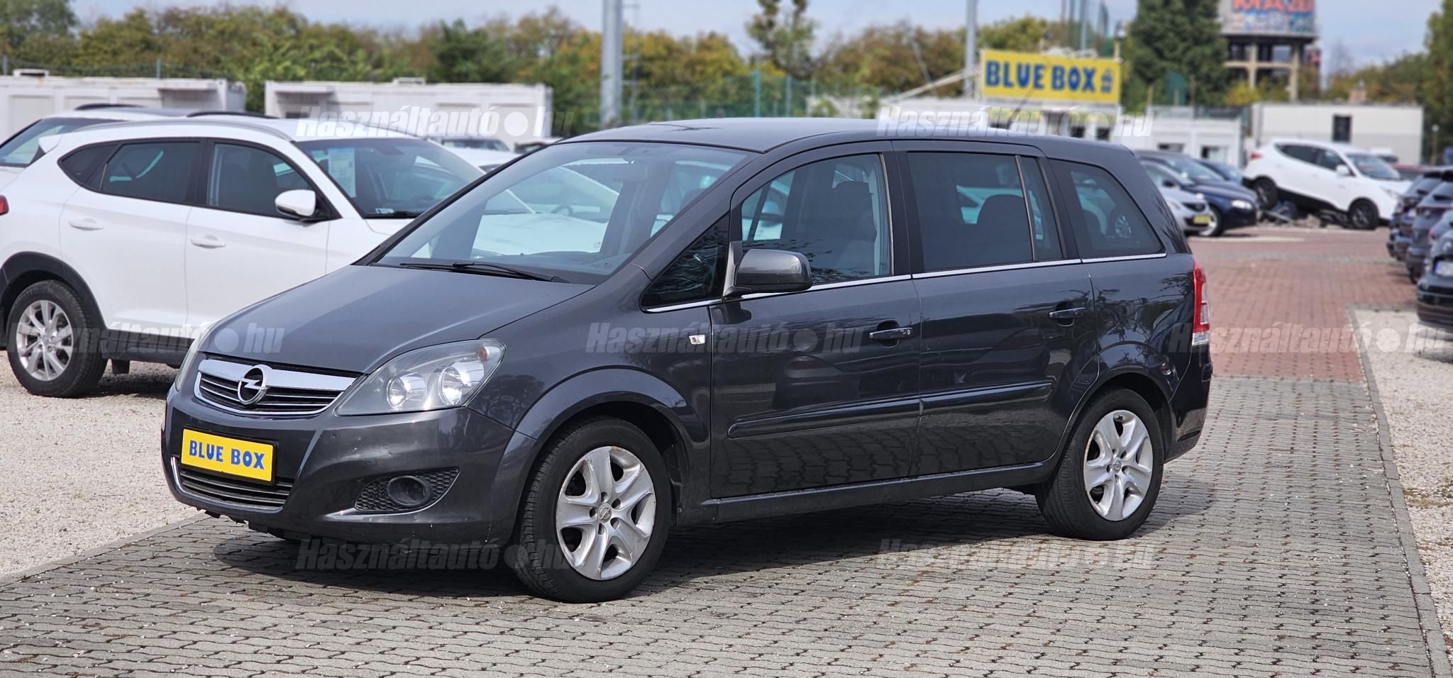 OPEL ZAFIRA B 2011/8 - 1