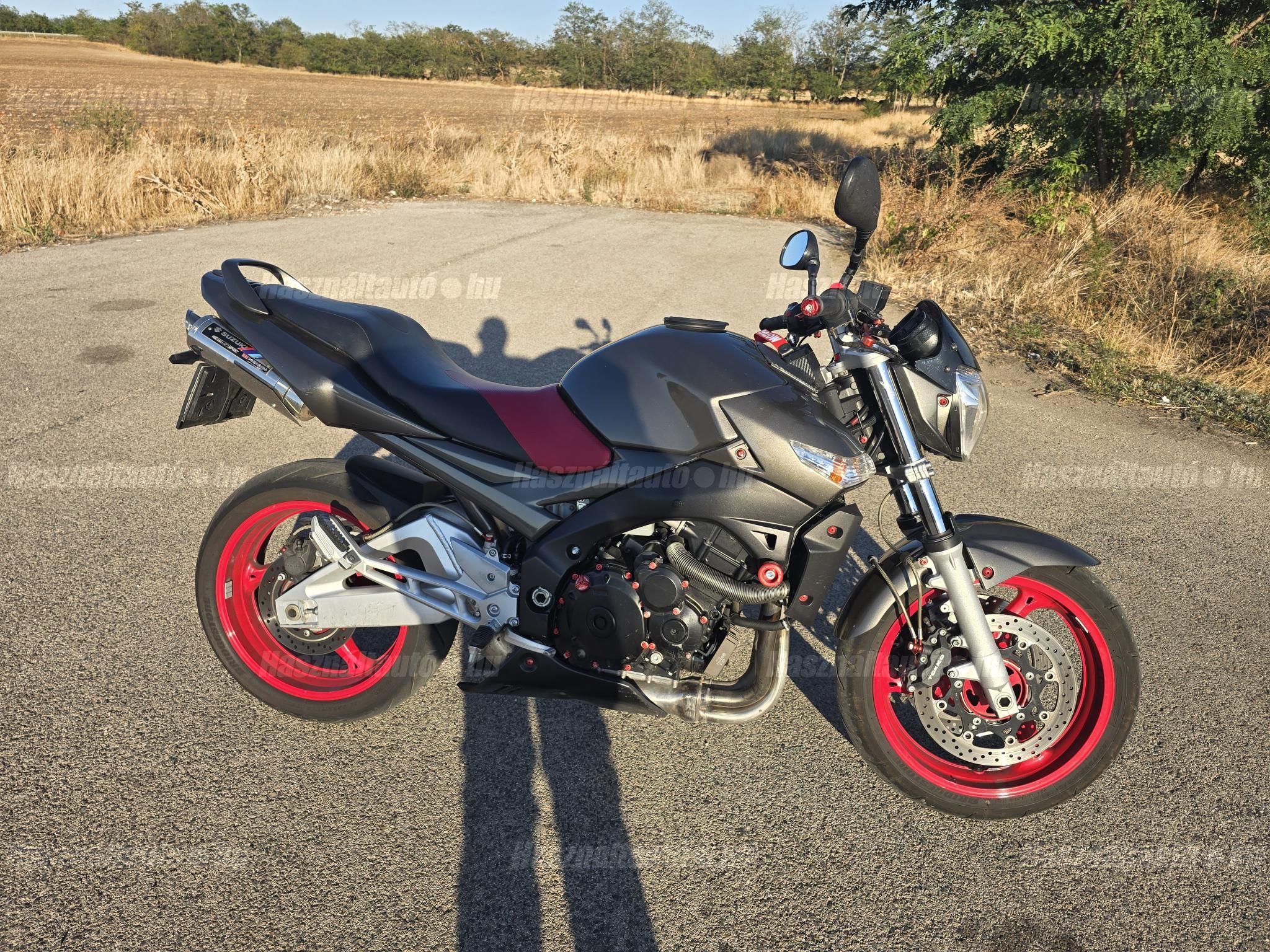 SUZUKI GSR 600 2009/3 - 1