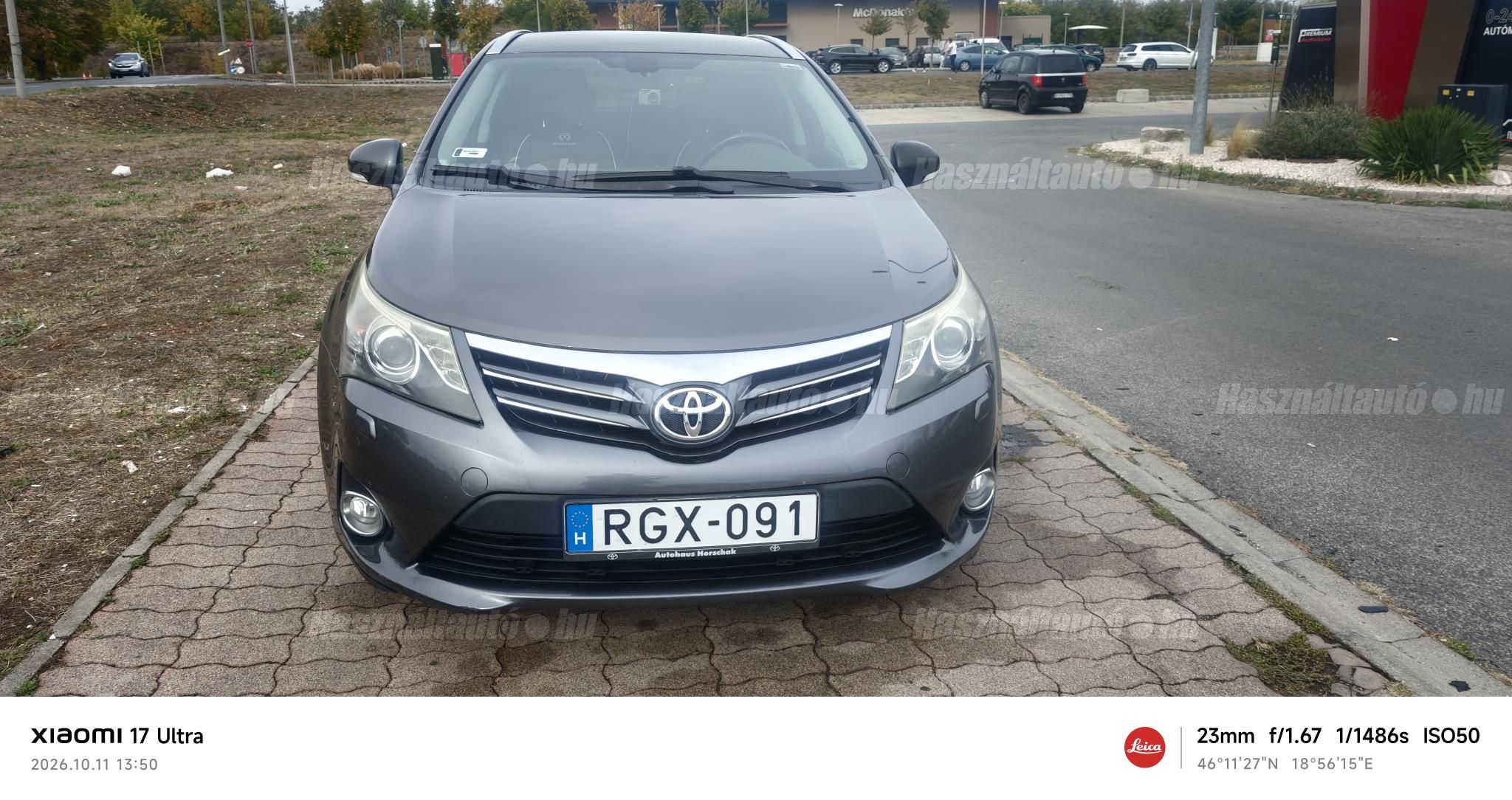 TOYOTA AVENSIS 2012/5 - 1