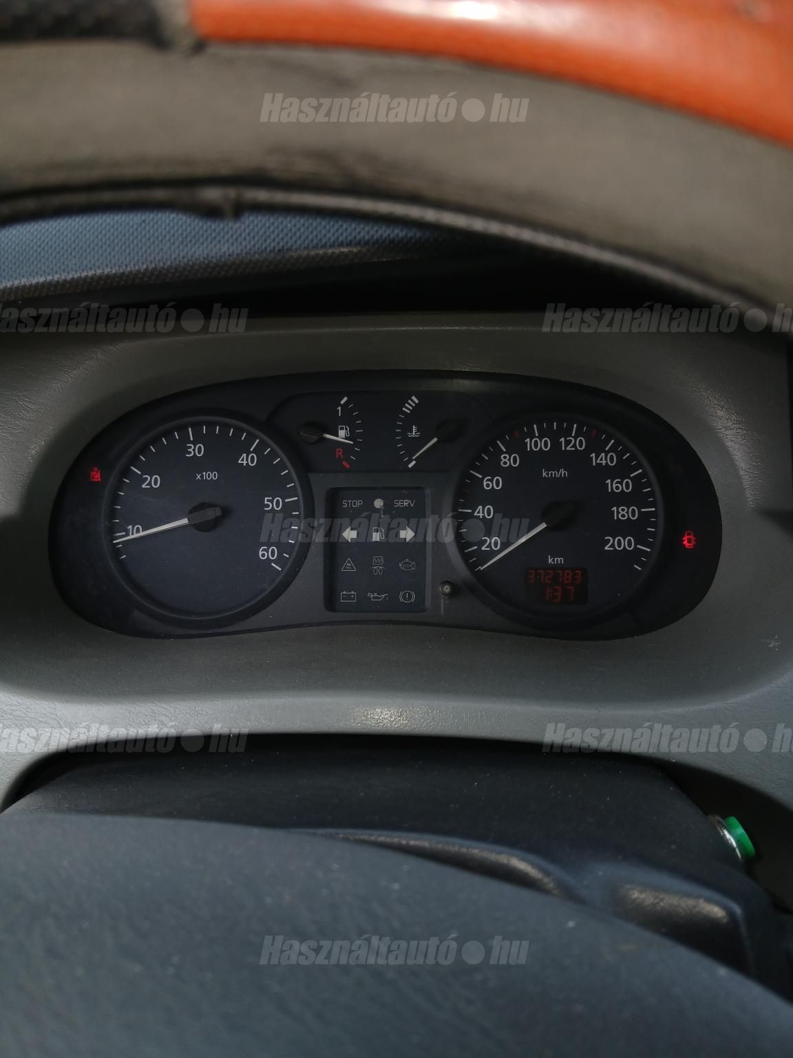 RENAULT TRAFIC 2002/4 - 1