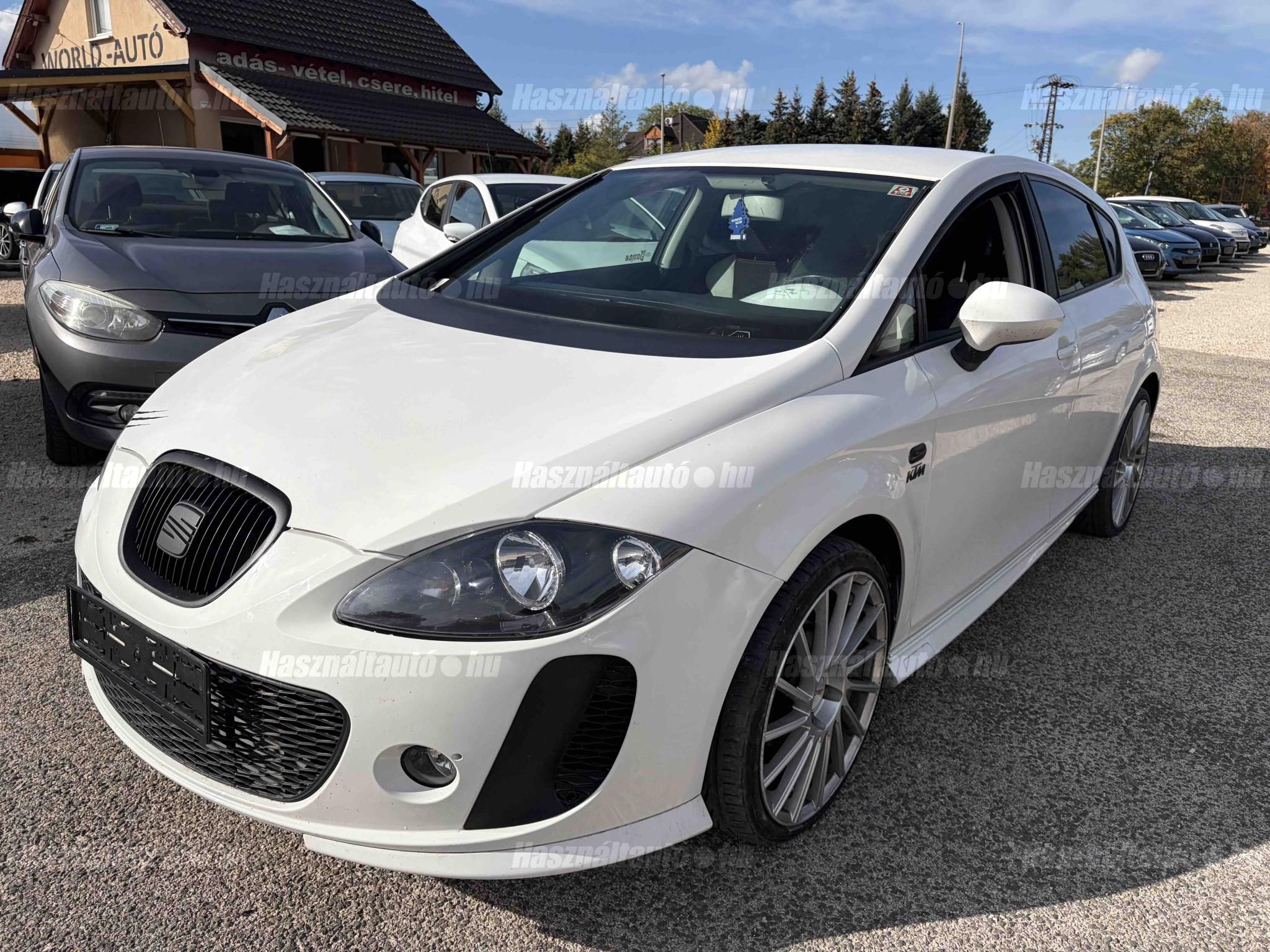 SEAT LEON 2011/6 - 1