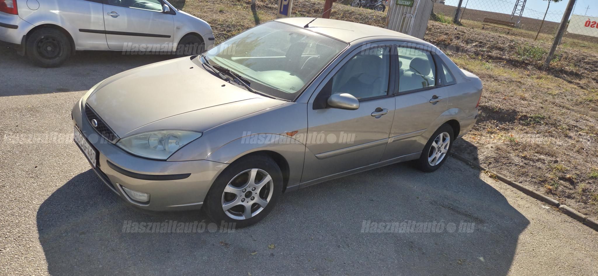 FORD FOCUS 2004/4 - 1