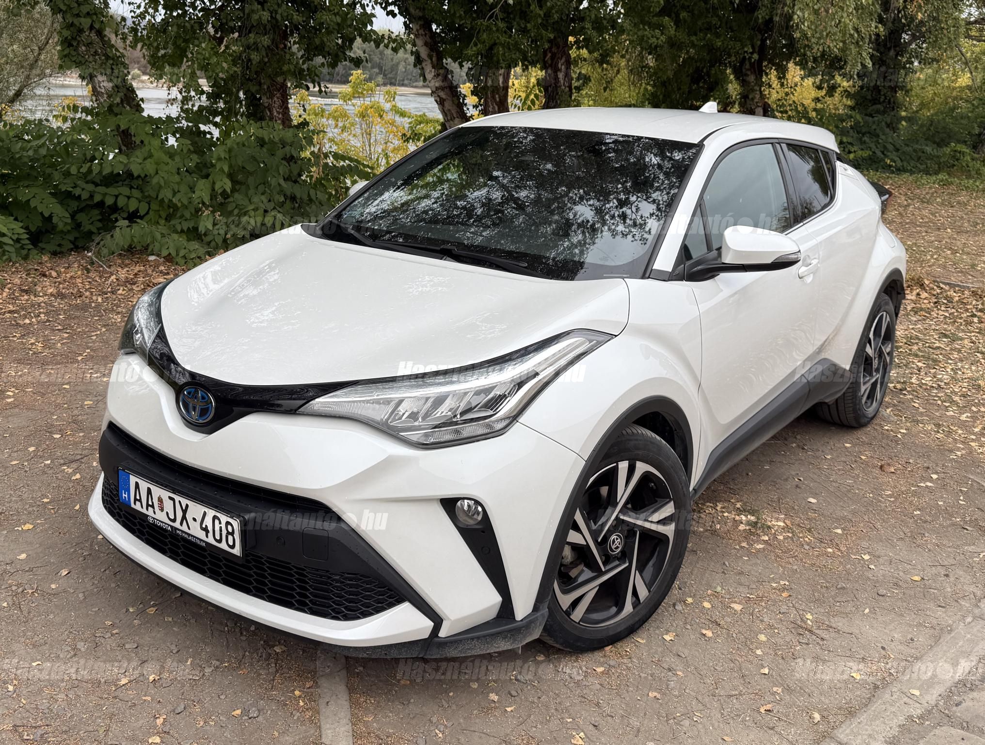 TOYOTA C-HR 2022/12 - 1