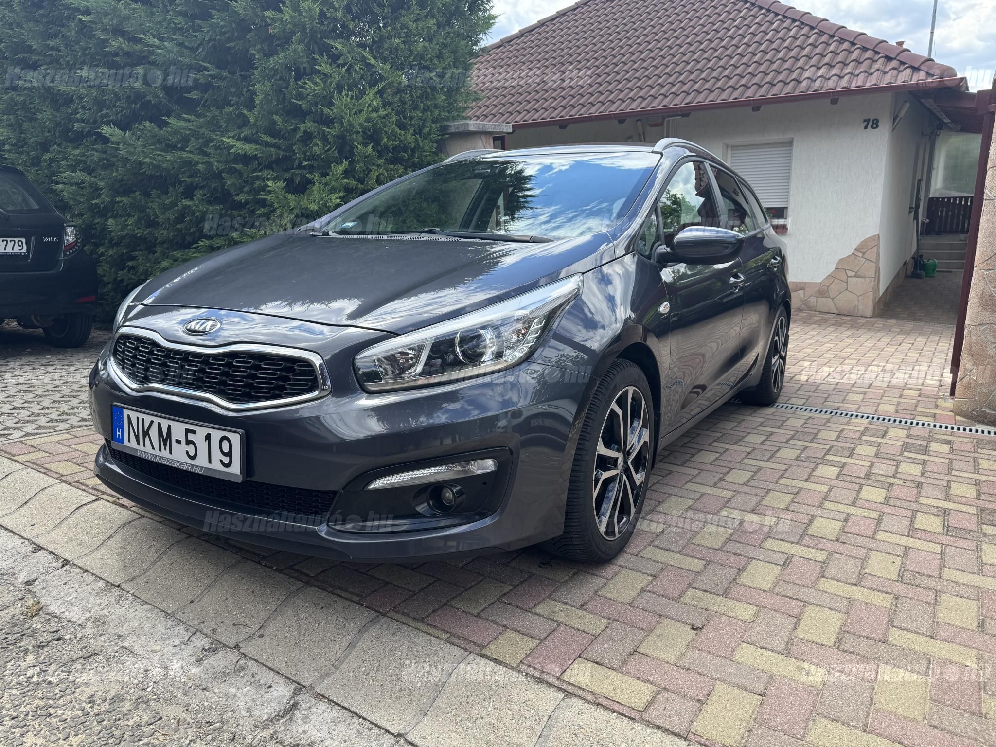 KIA CEE'D 2015/12 - 1