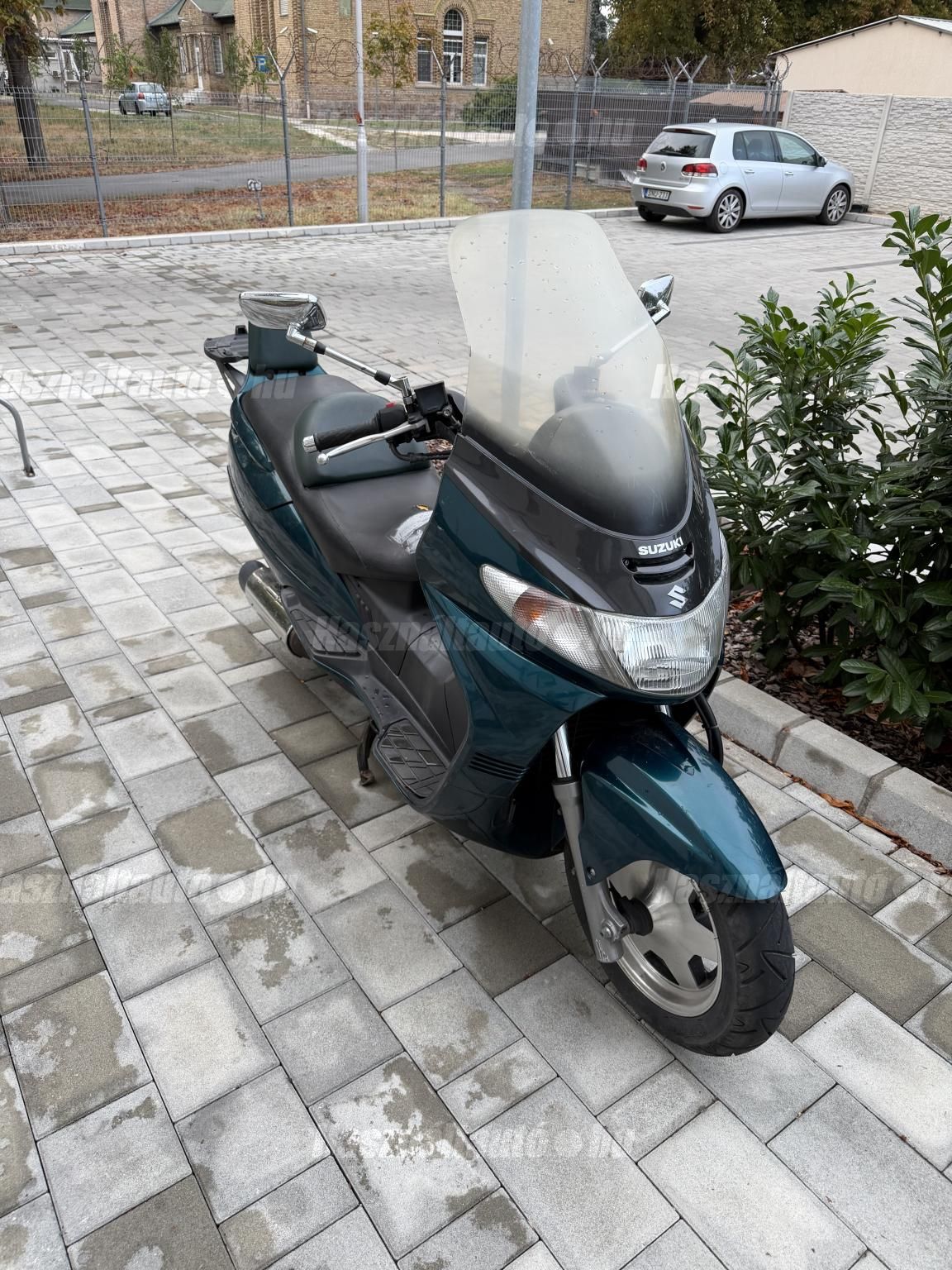 SUZUKI AN 250 BURGMAN 2000/9 - 1