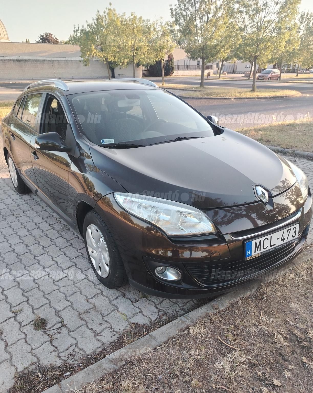 RENAULT MEGANE 2012/7 - 1
