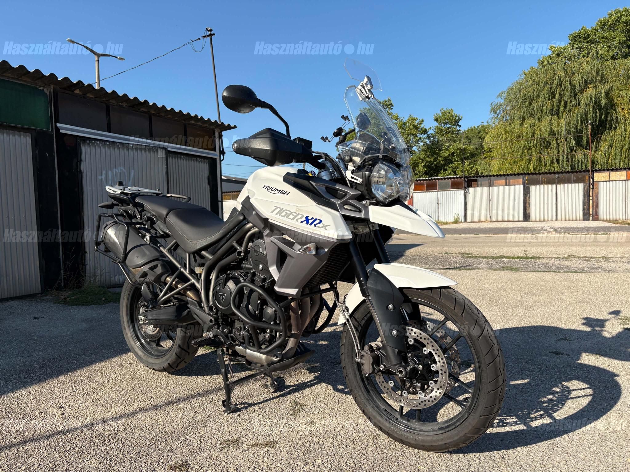 TRIUMPH TIGER 800 2015/10 - 1