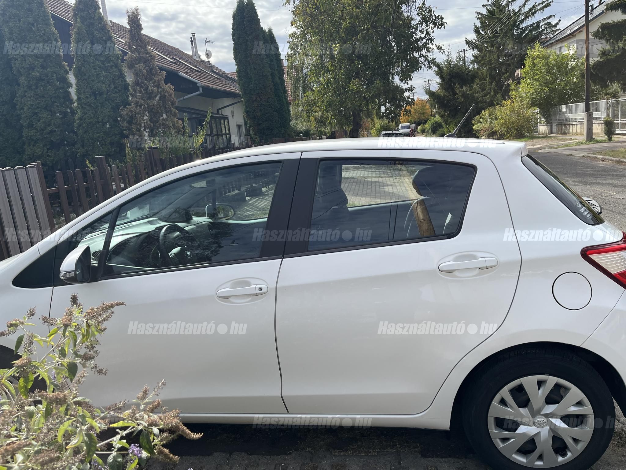 TOYOTA YARIS 2020/8 - 1