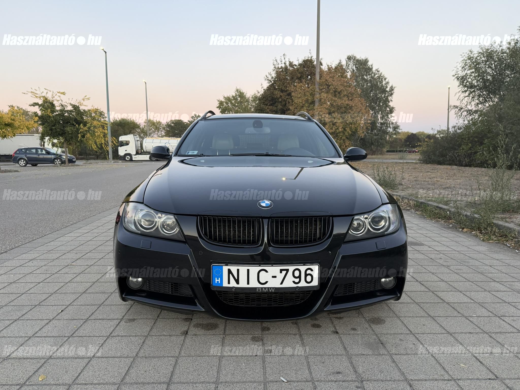 BMW 330 2006/10 - 1
