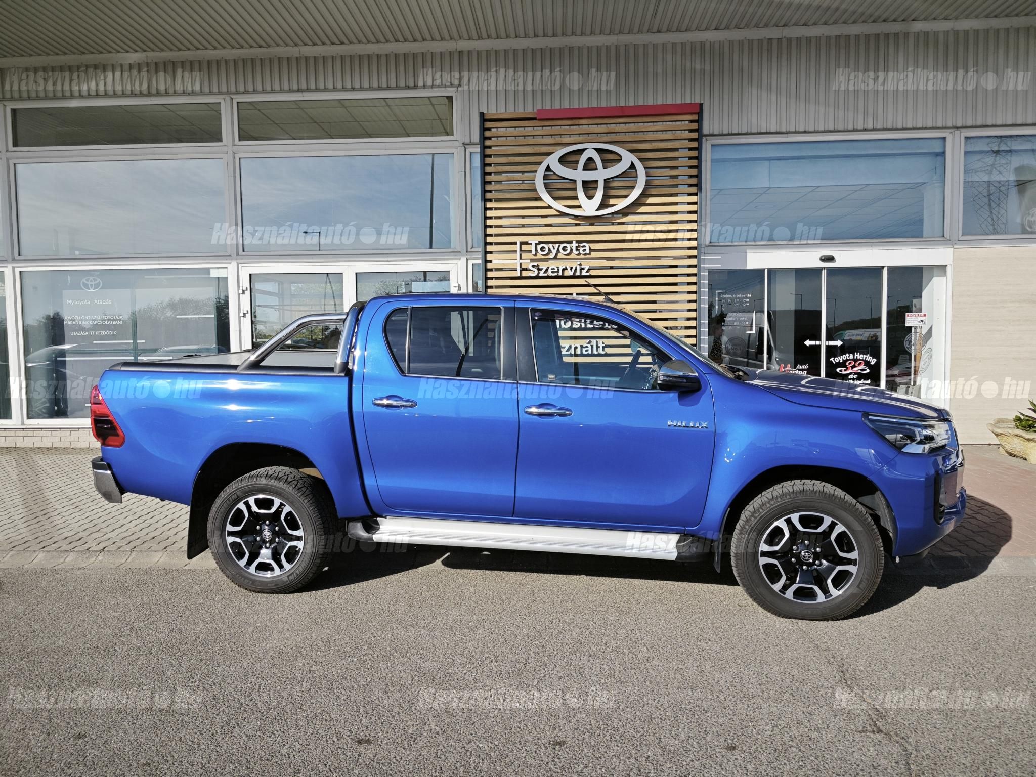 TOYOTA HILUX 2021/8 - 1