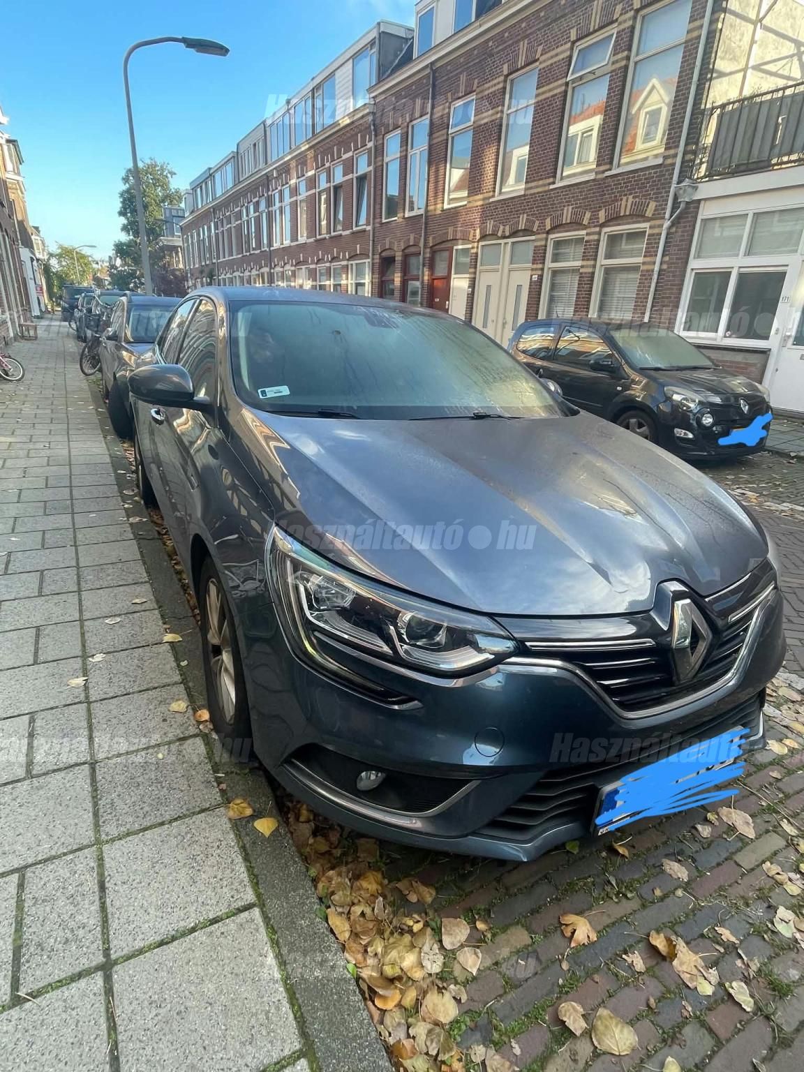 RENAULT MEGANE 2017 - 1