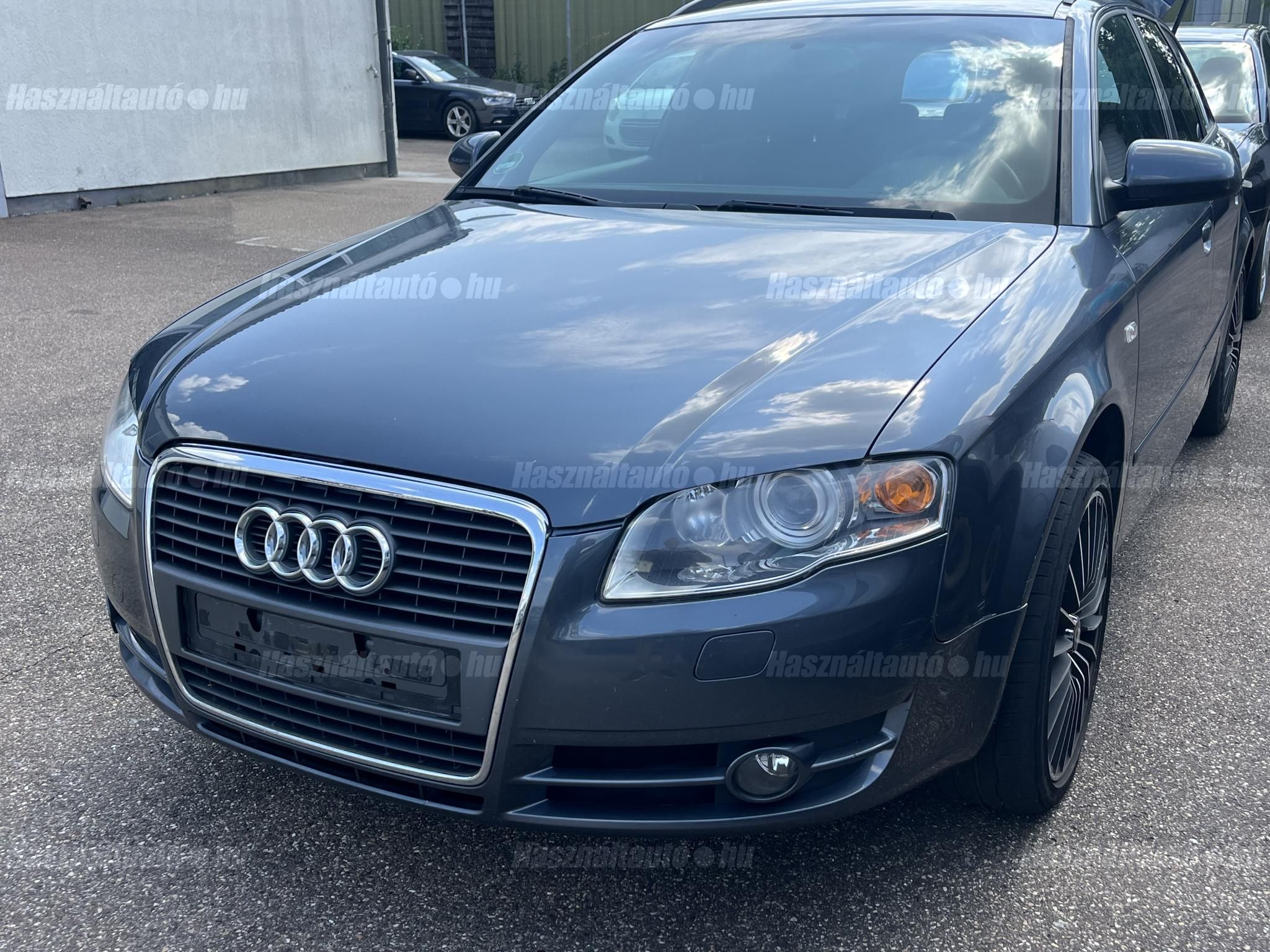 AUDI A4 2006/5 - 1