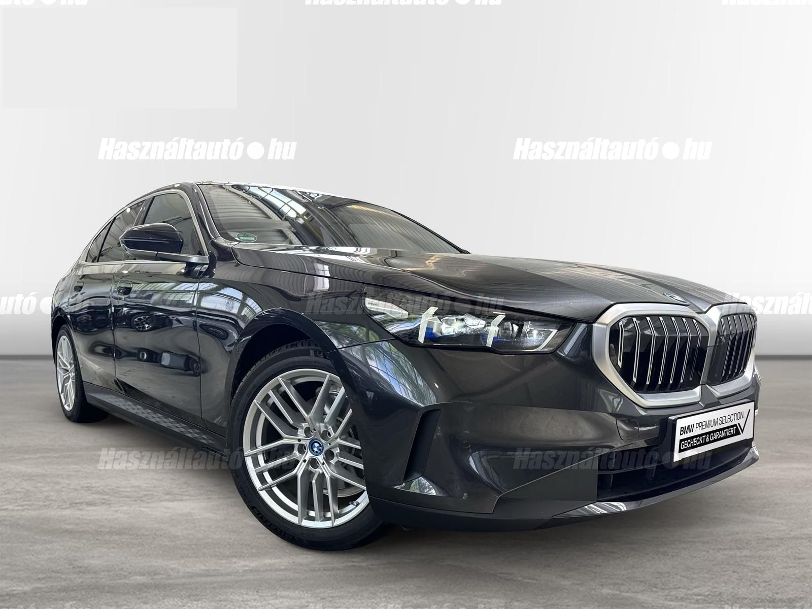 BMW 530 2024/11 - 1