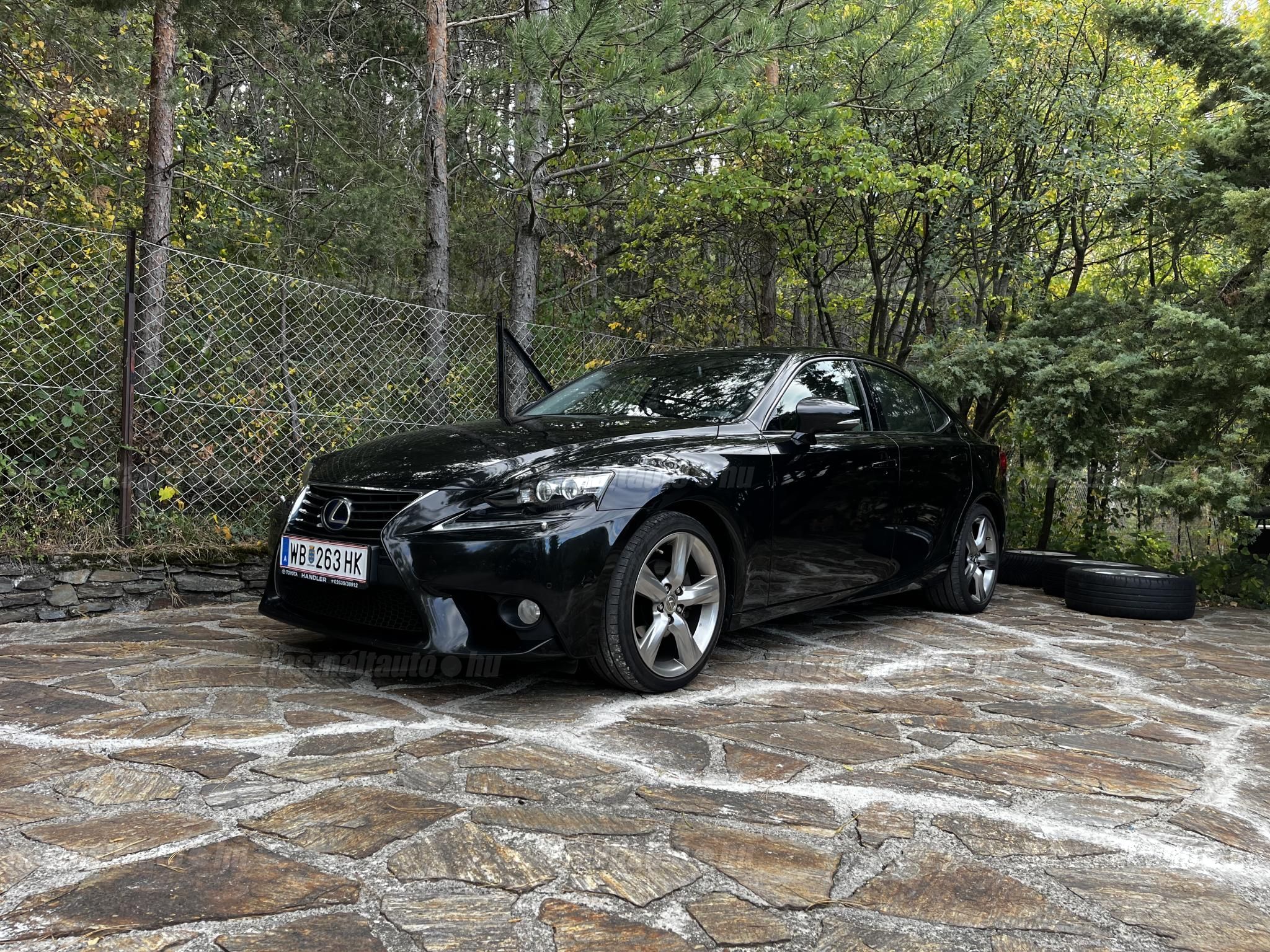 LEXUS IS 2014/3 - 1