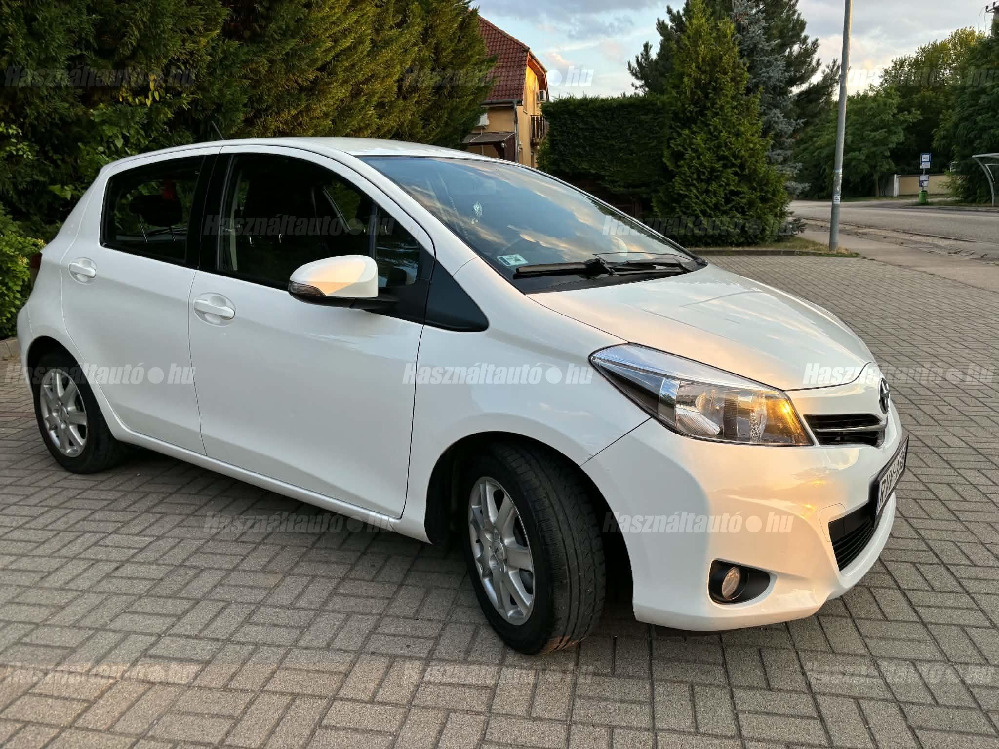 TOYOTA YARIS 2013/3 - 1