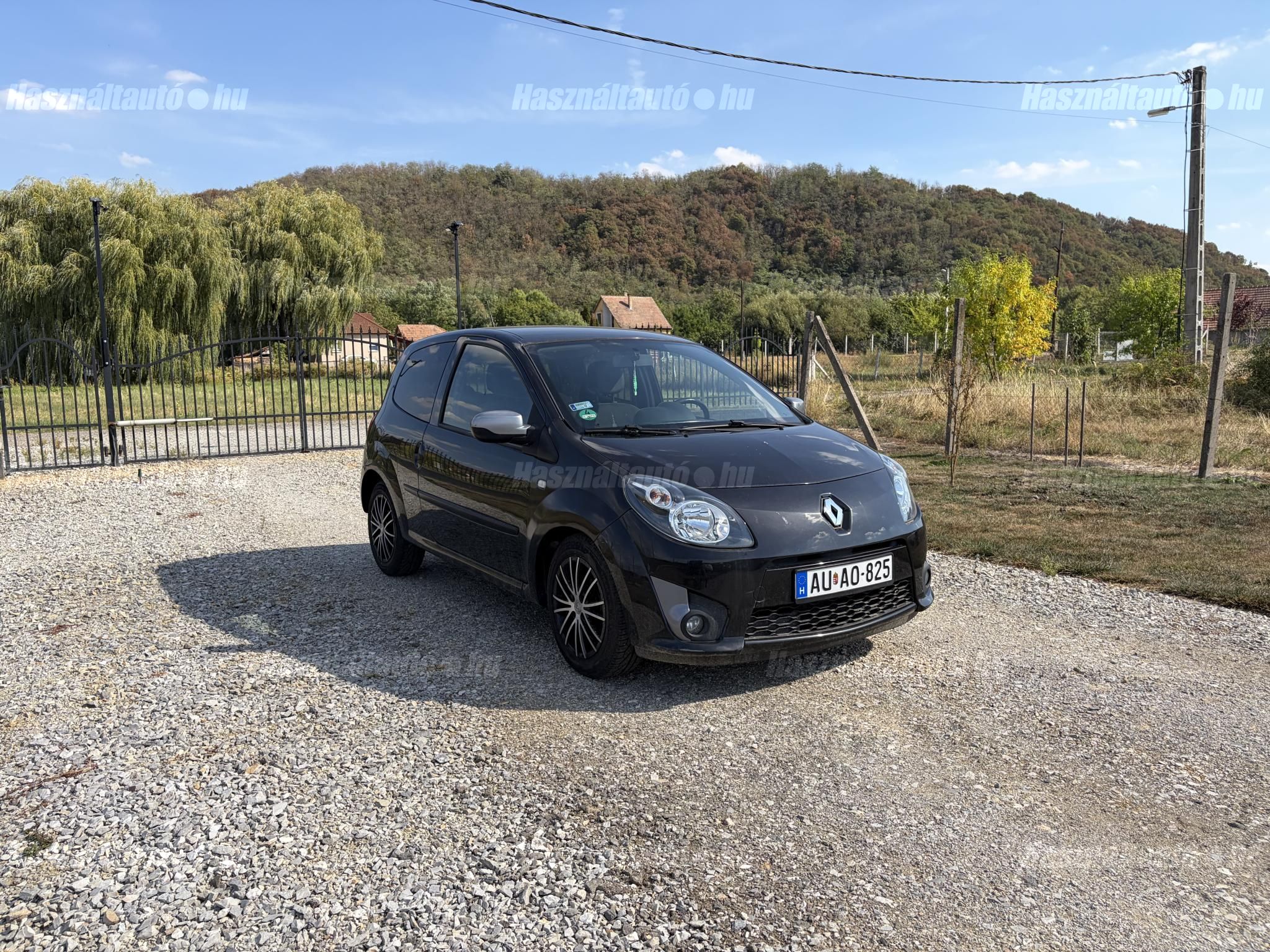 RENAULT TWINGO 2011/3 - 1