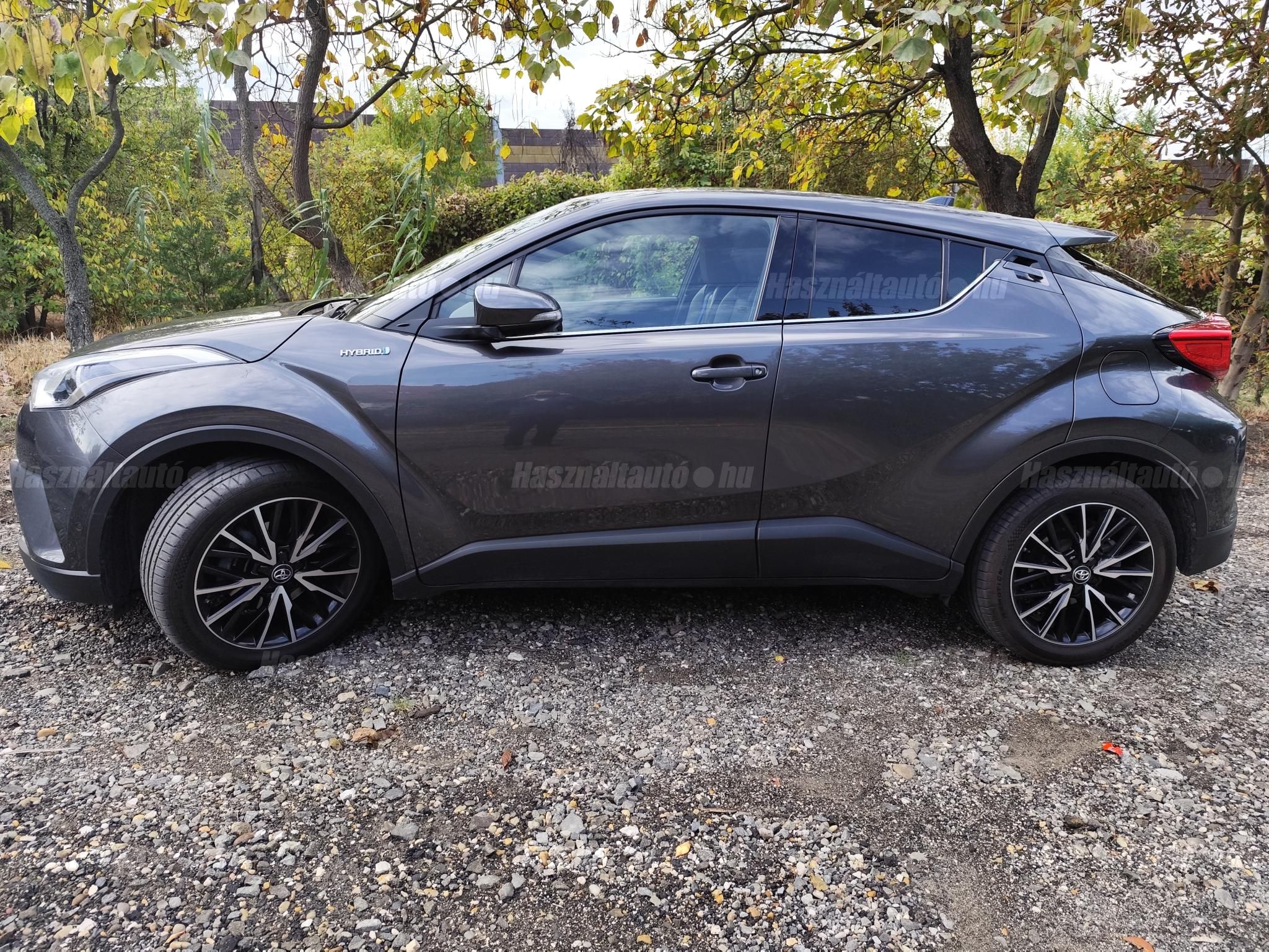 TOYOTA C-HR 2017 - 1