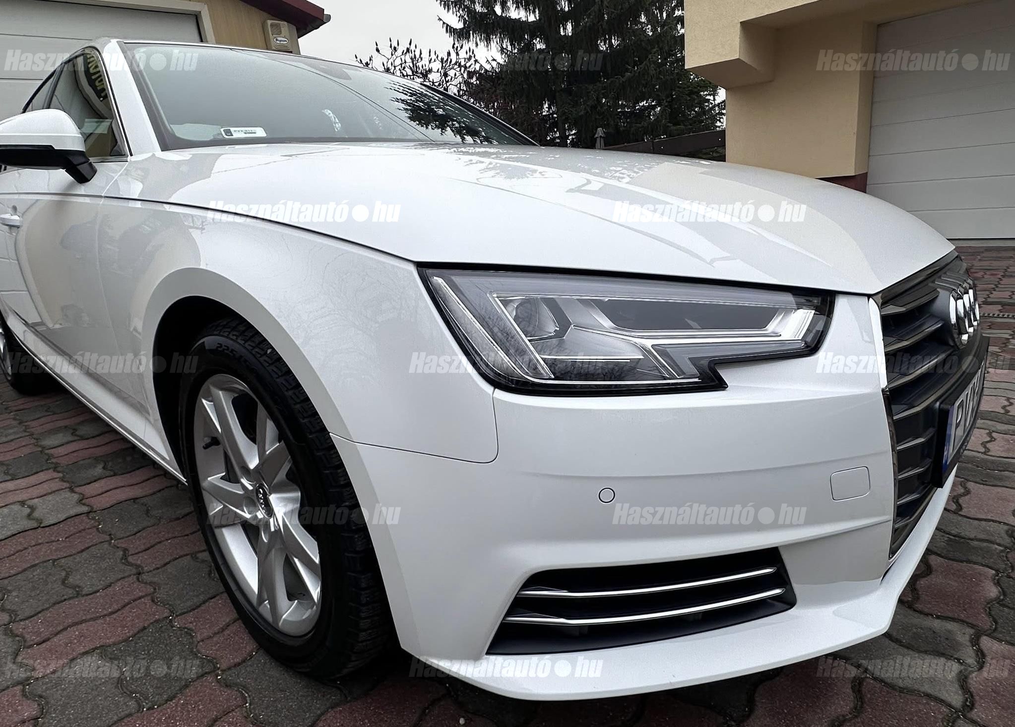 AUDI A4 2018 - 1