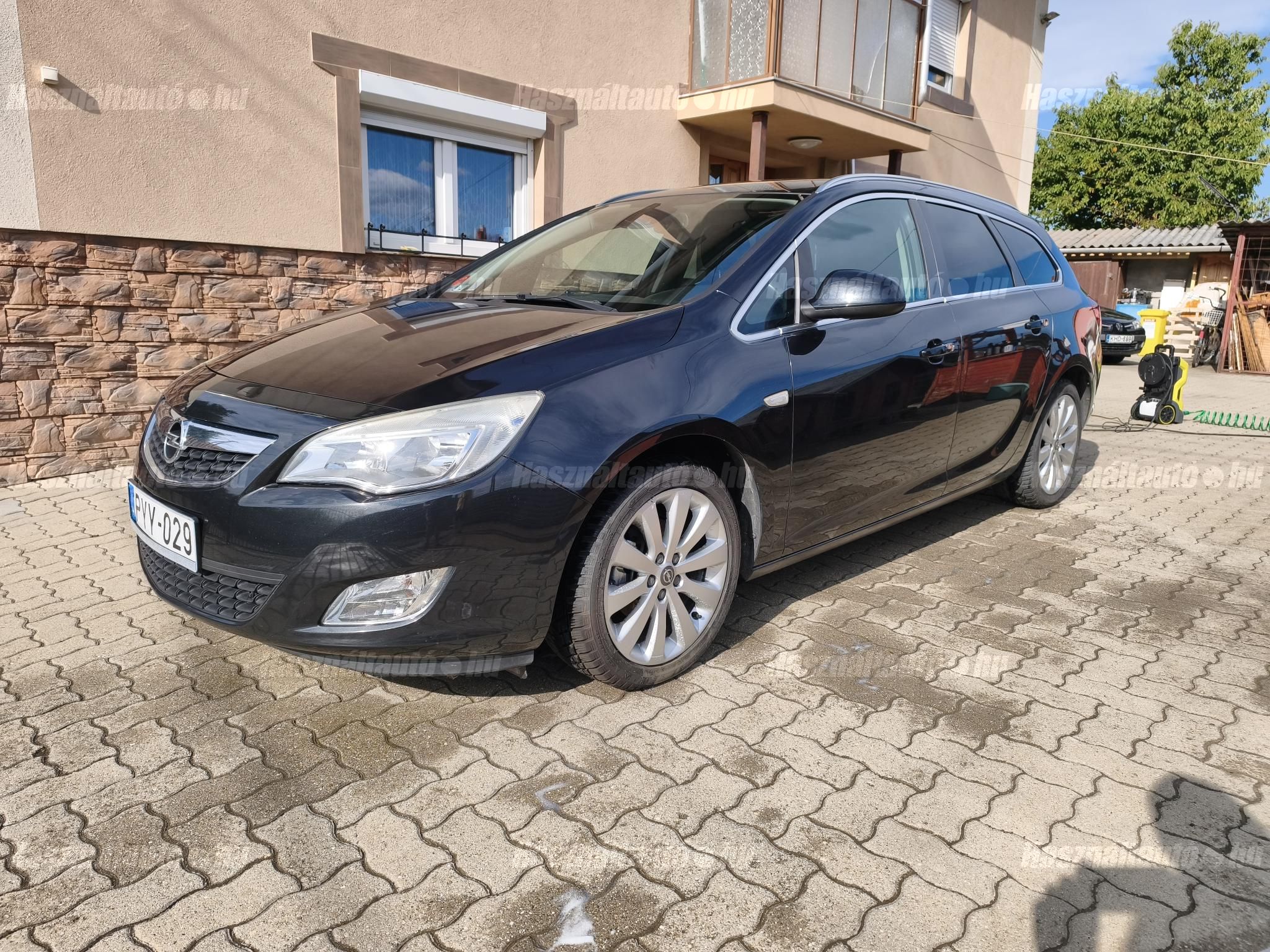 OPEL ASTRA J 2012/8 - 1