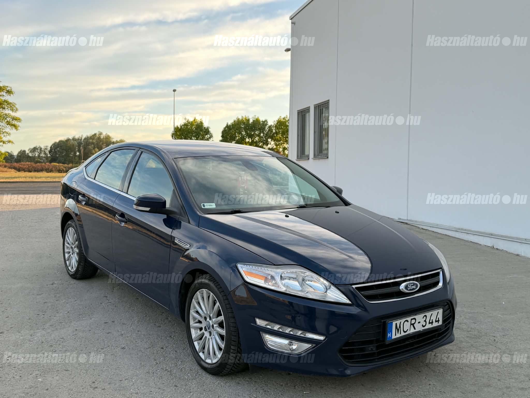 FORD MONDEO 2012 - 1