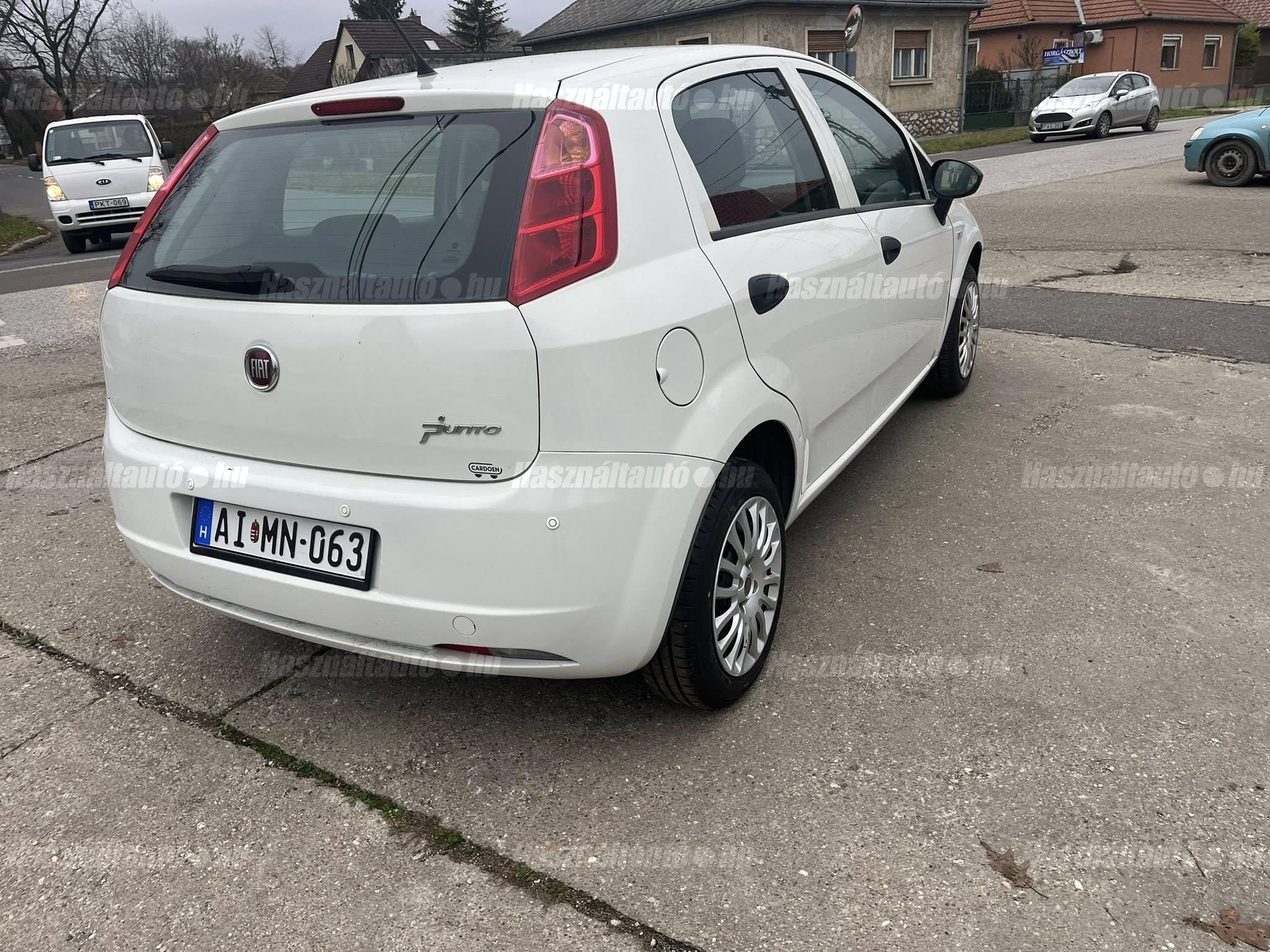FIAT PUNTO 2013/10 - 1