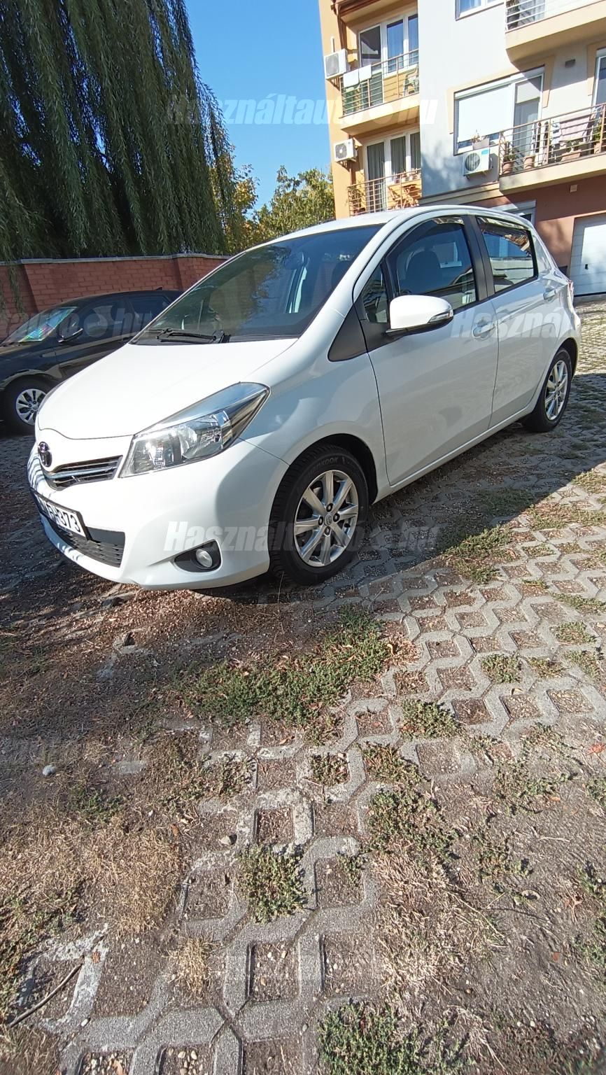 TOYOTA YARIS 2011/11 - 1
