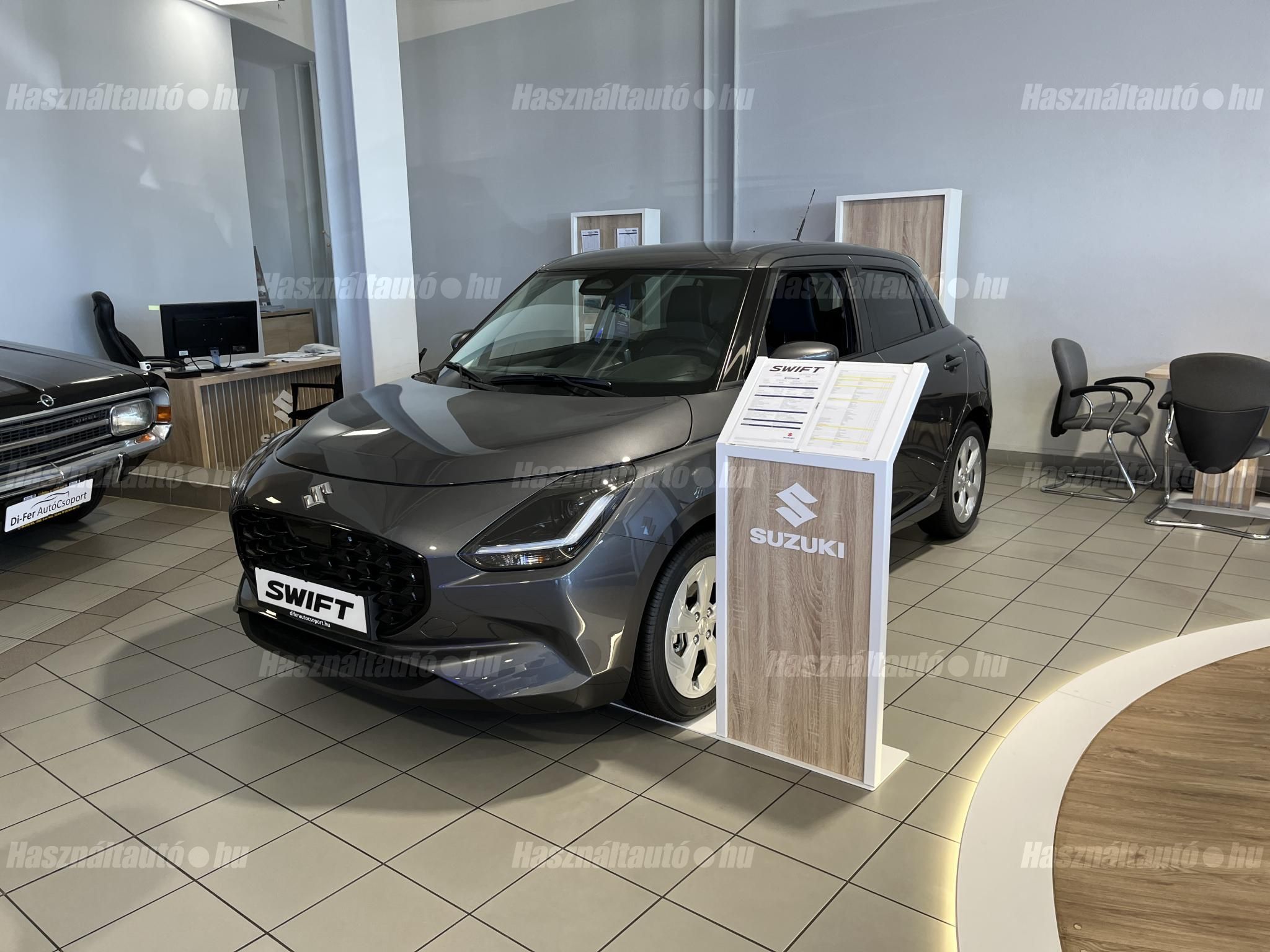 SUZUKI SWIFT 2025 - 1