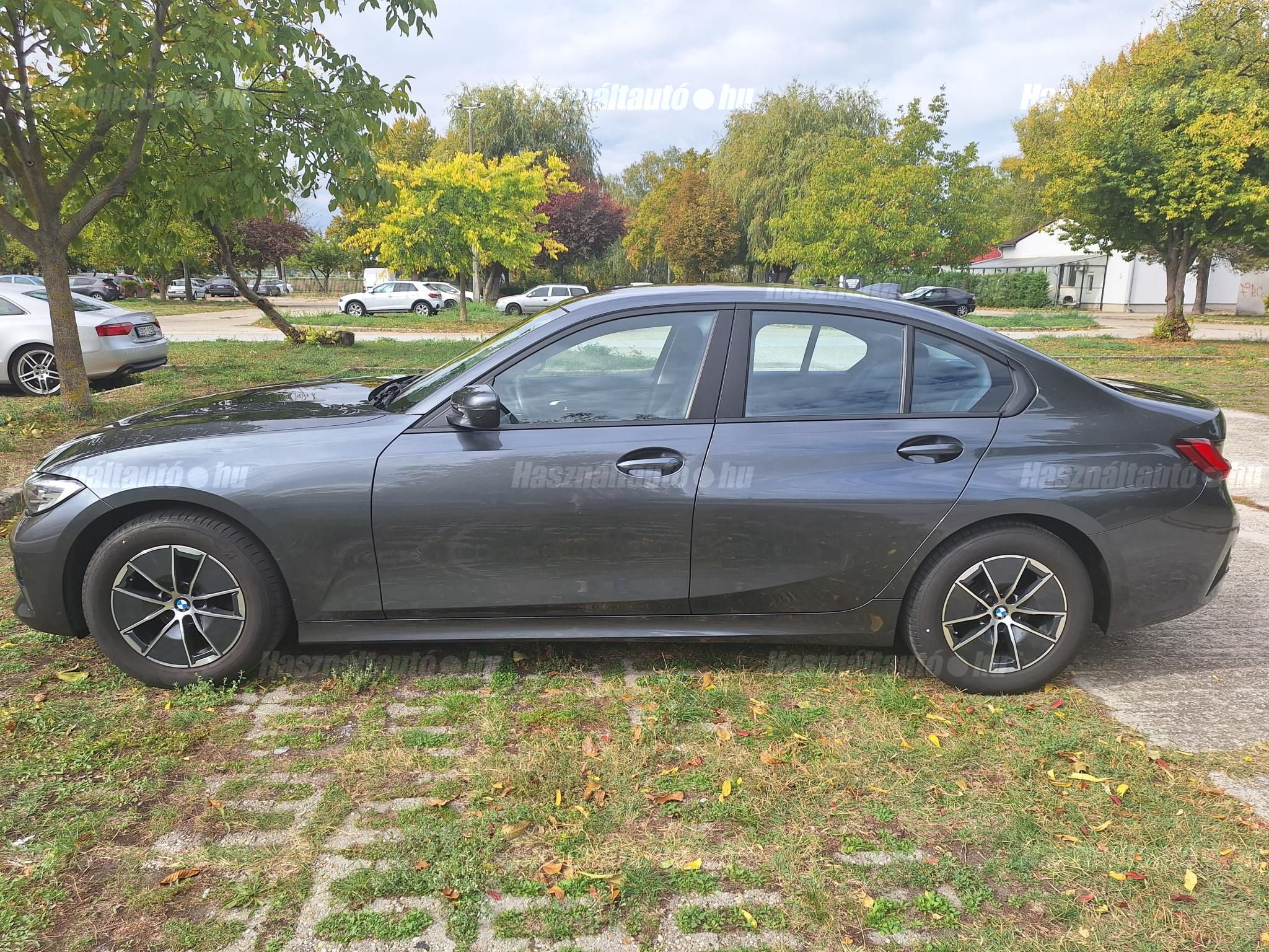 BMW 318 2021 - 1