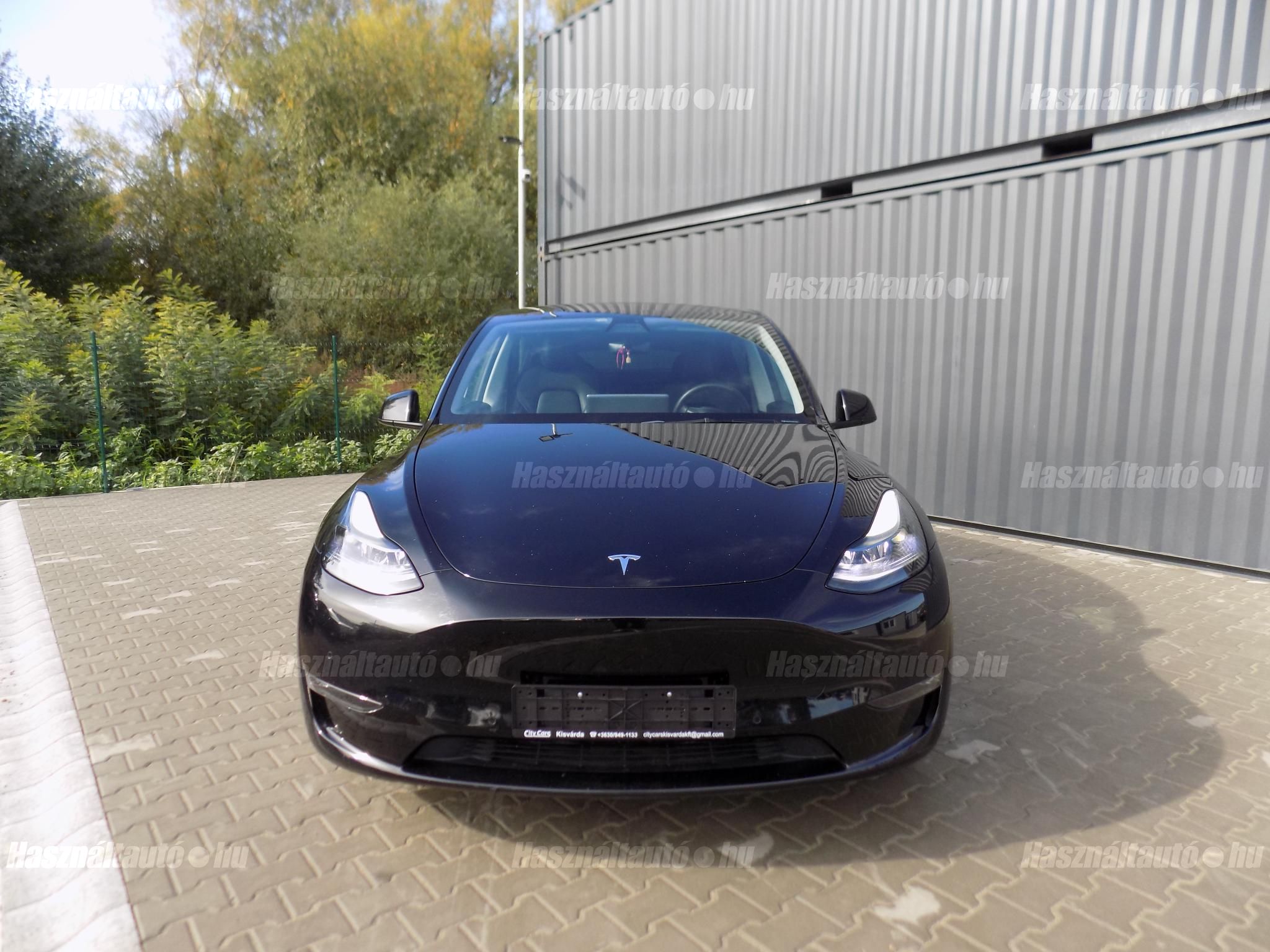 TESLA MODEL Y 2022/6 - 1