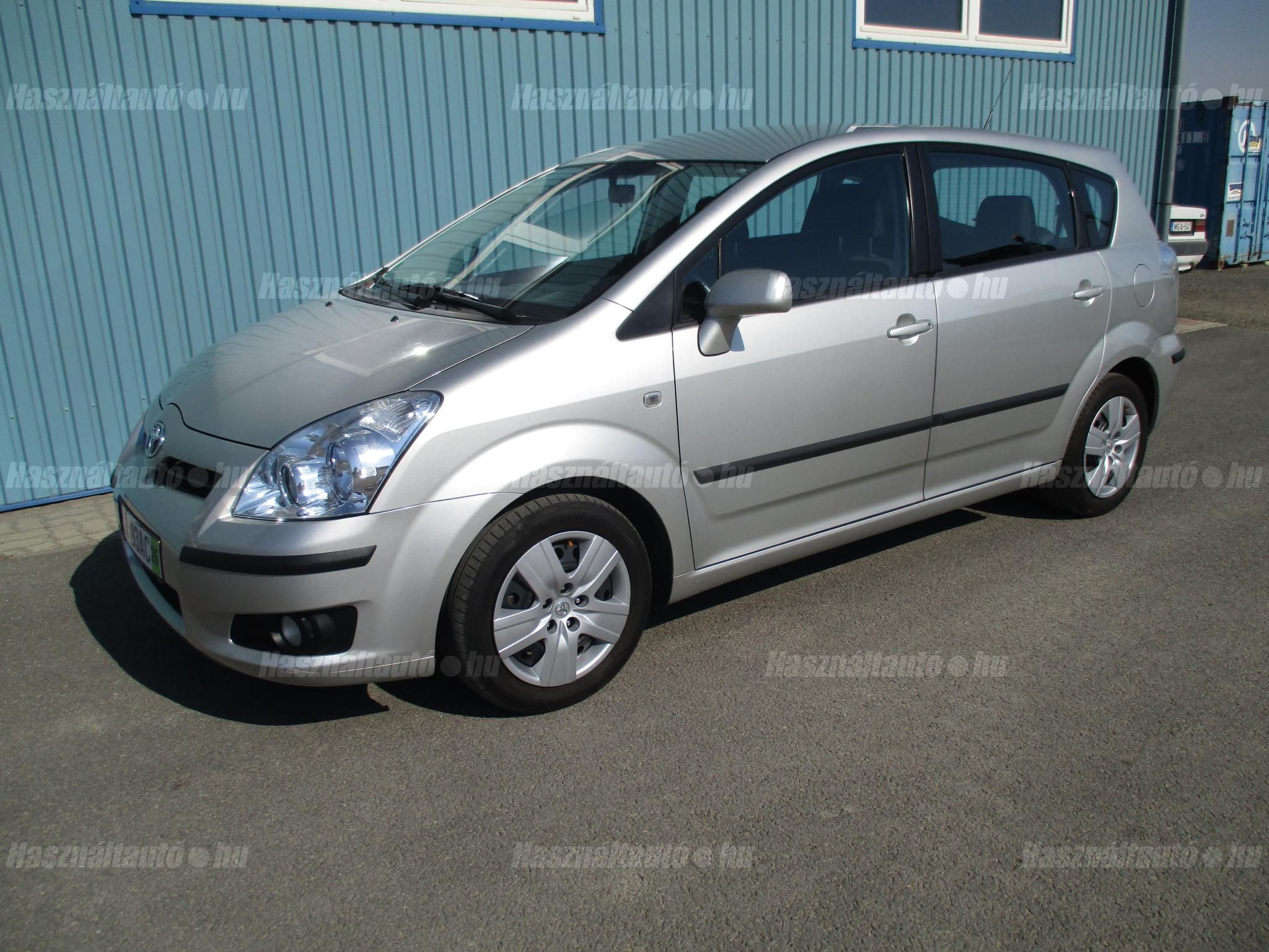 TOYOTA COROLLA VERSO 2008/2 - 1