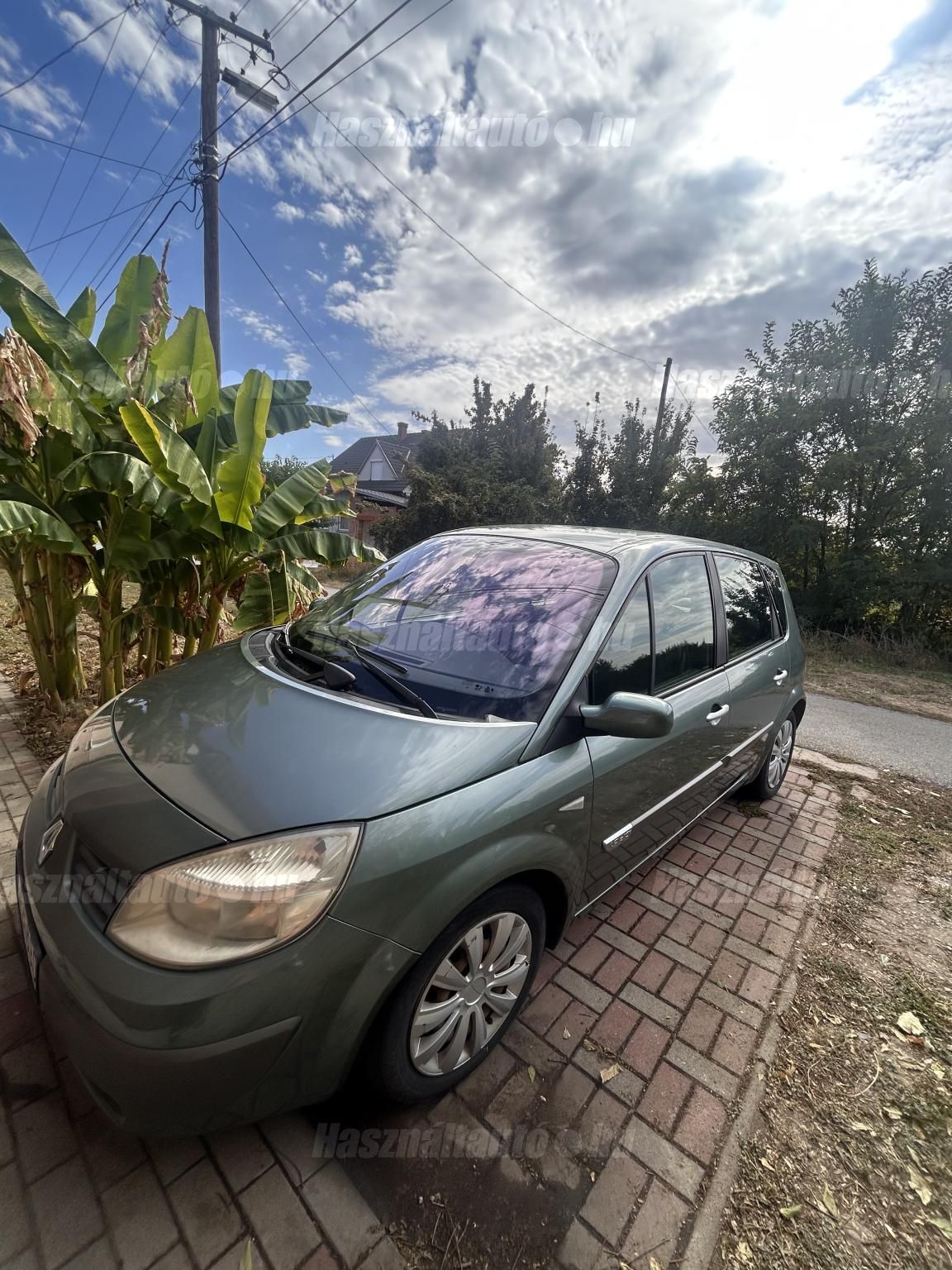 RENAULT SCENIC 2004/6 - 1