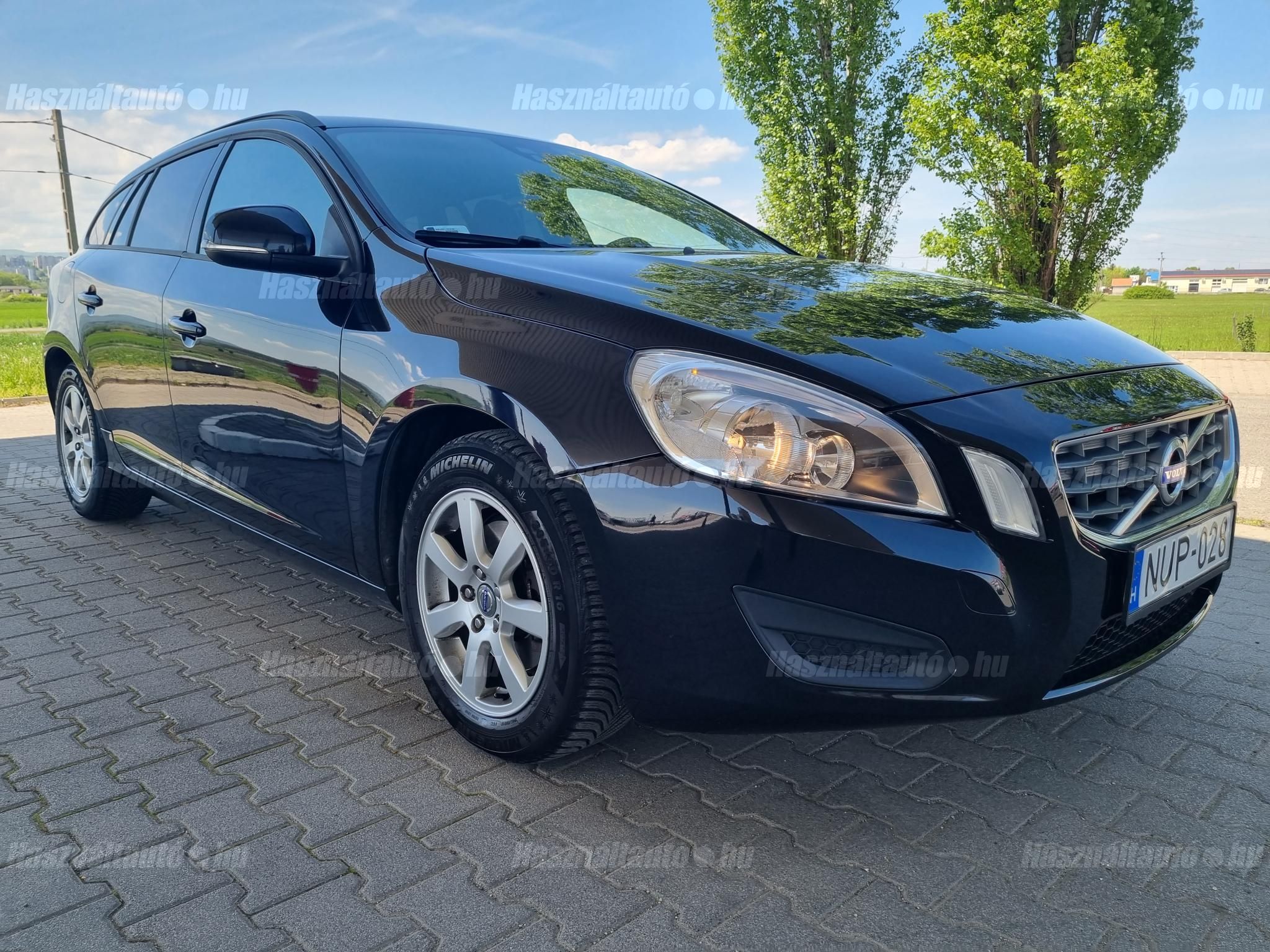 VOLVO V60 2011/9 - 1
