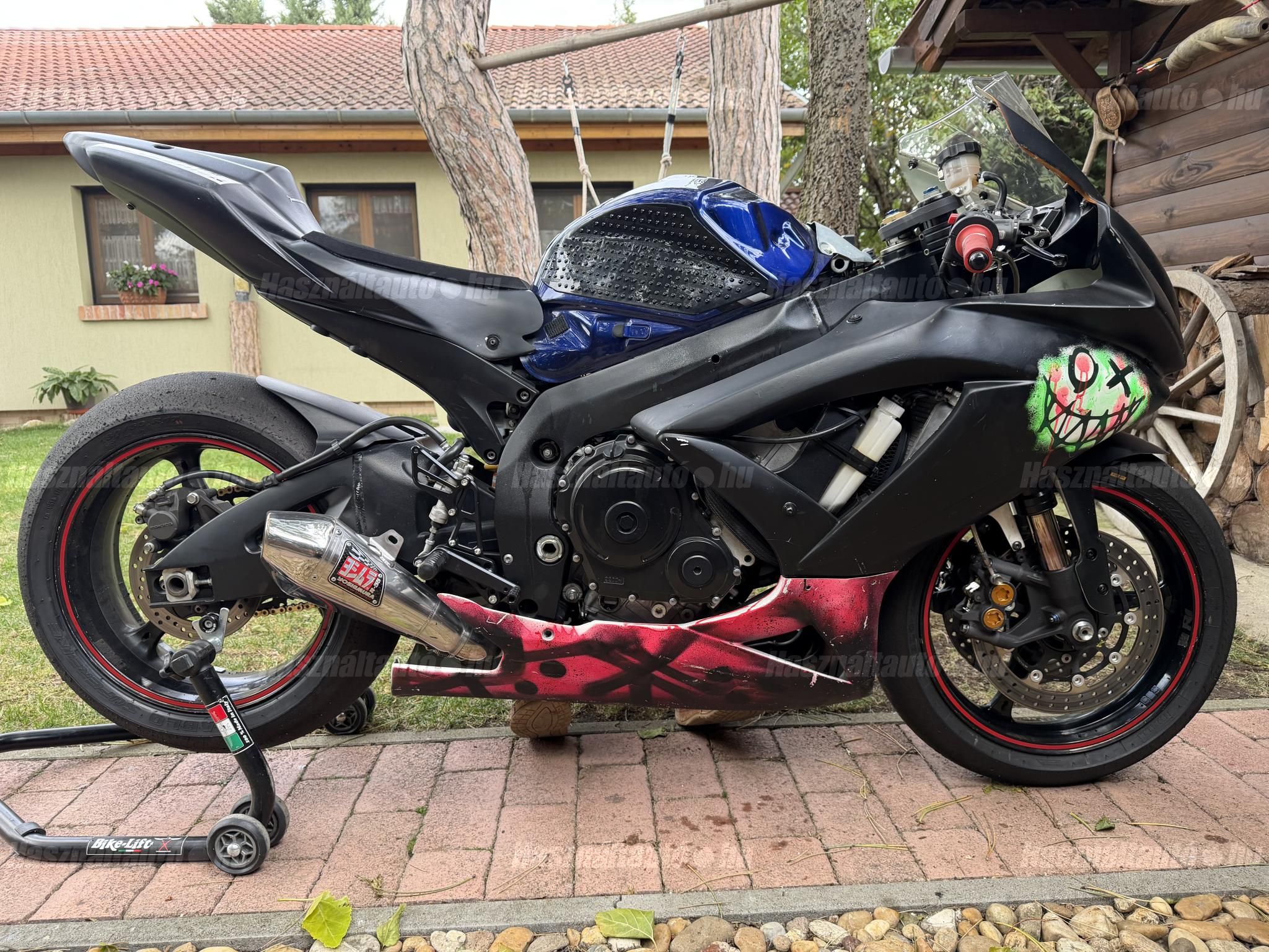 SUZUKI GSX-R 750 2006/2 - 1