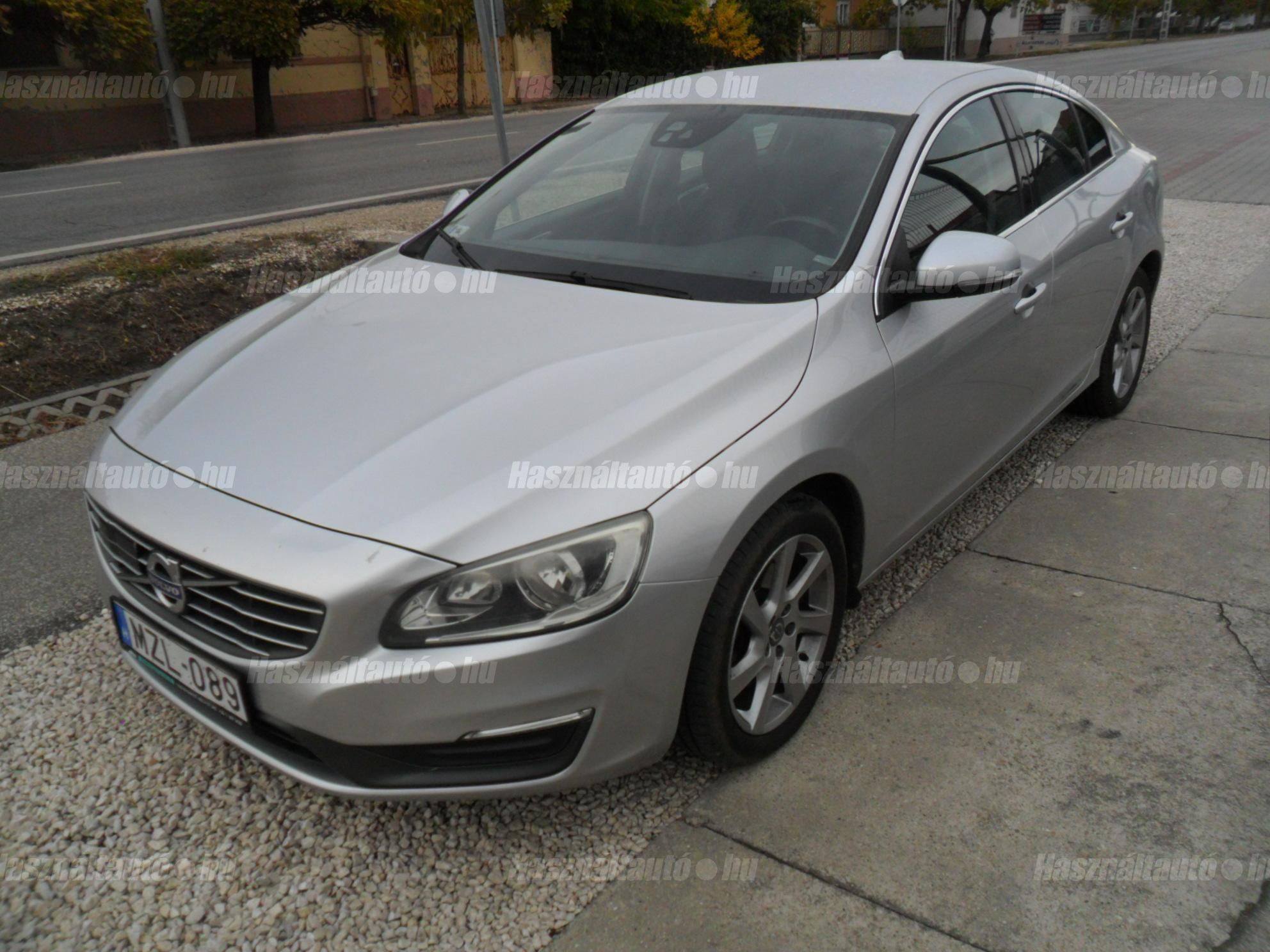 VOLVO S60 2015/6 - 1