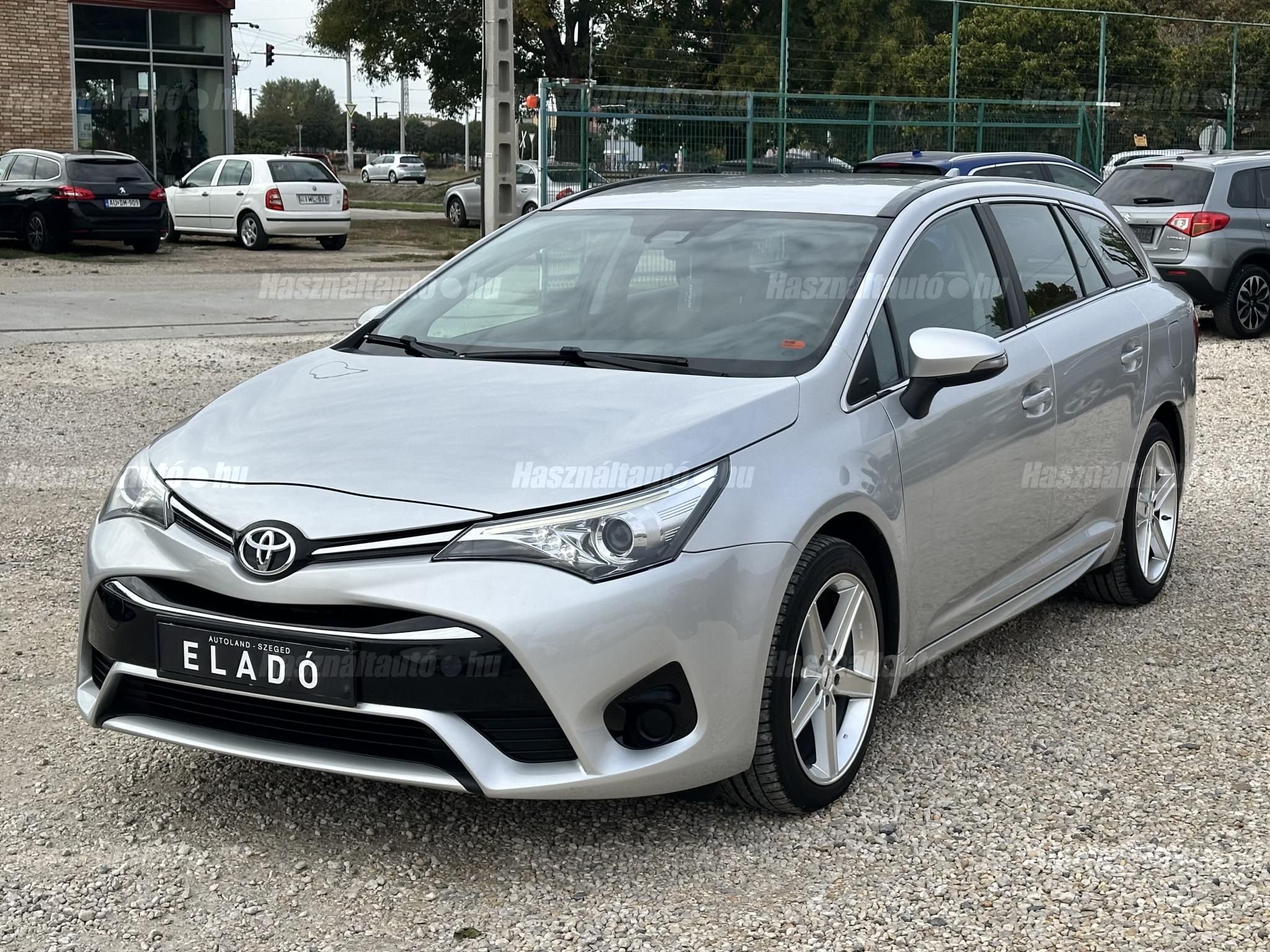 TOYOTA AVENSIS 2017/1 - 1